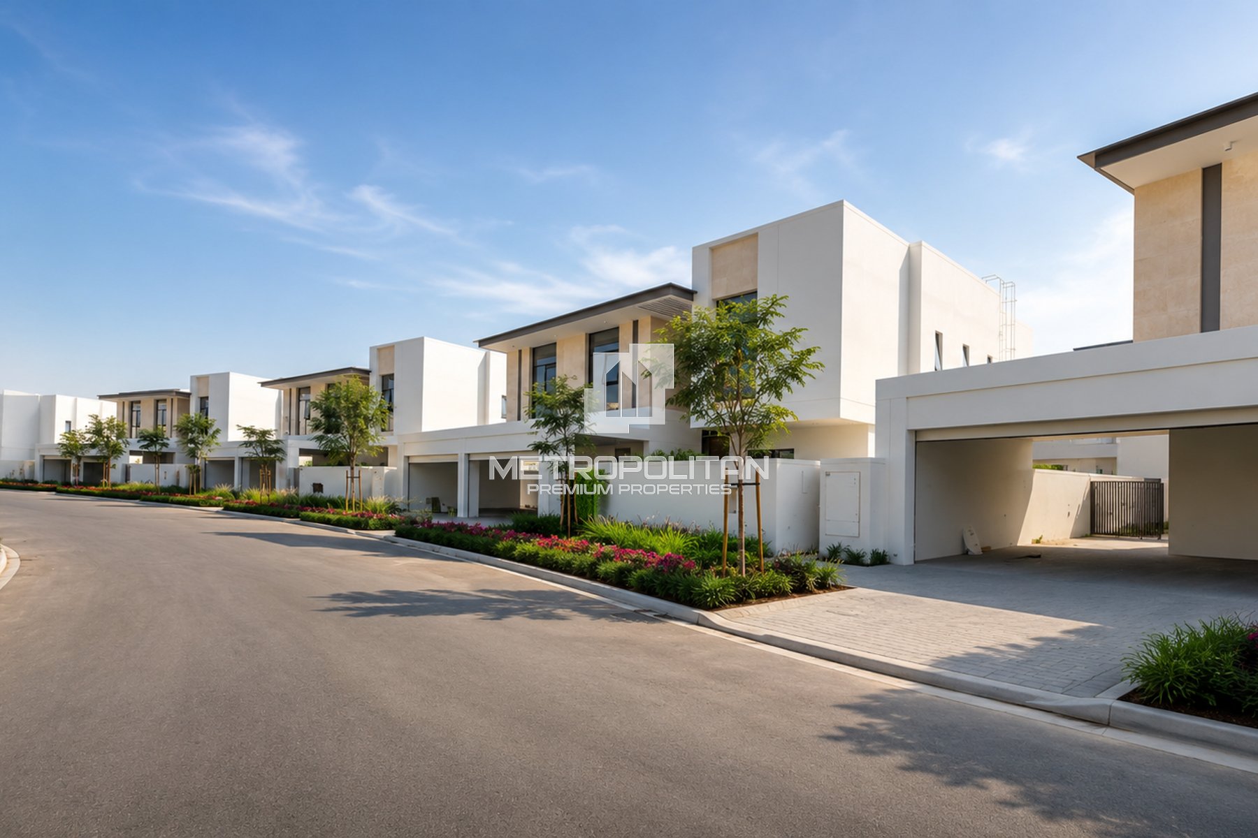 Private Corner Plot | Lagoon Front | Brand New
