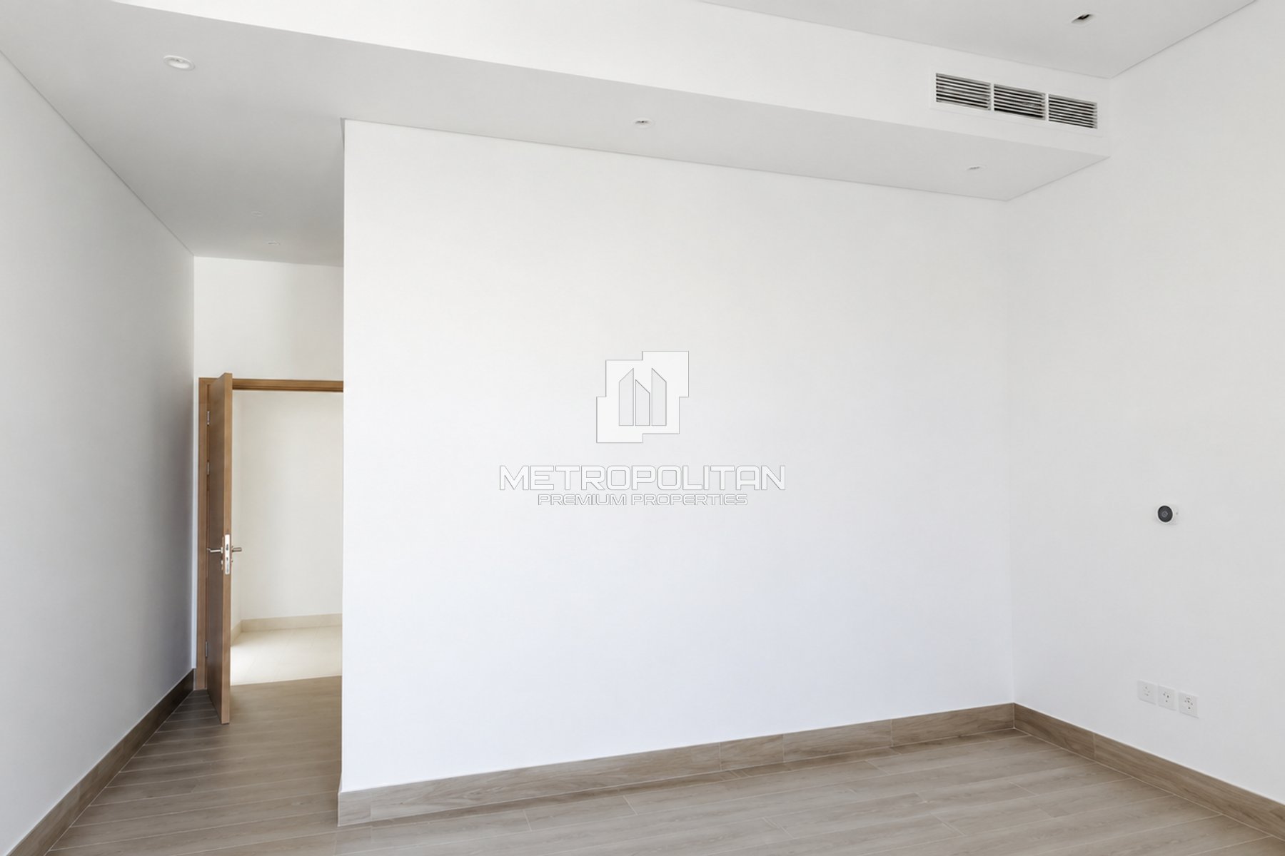 Private Corner Plot | Lagoon Front | Brand New