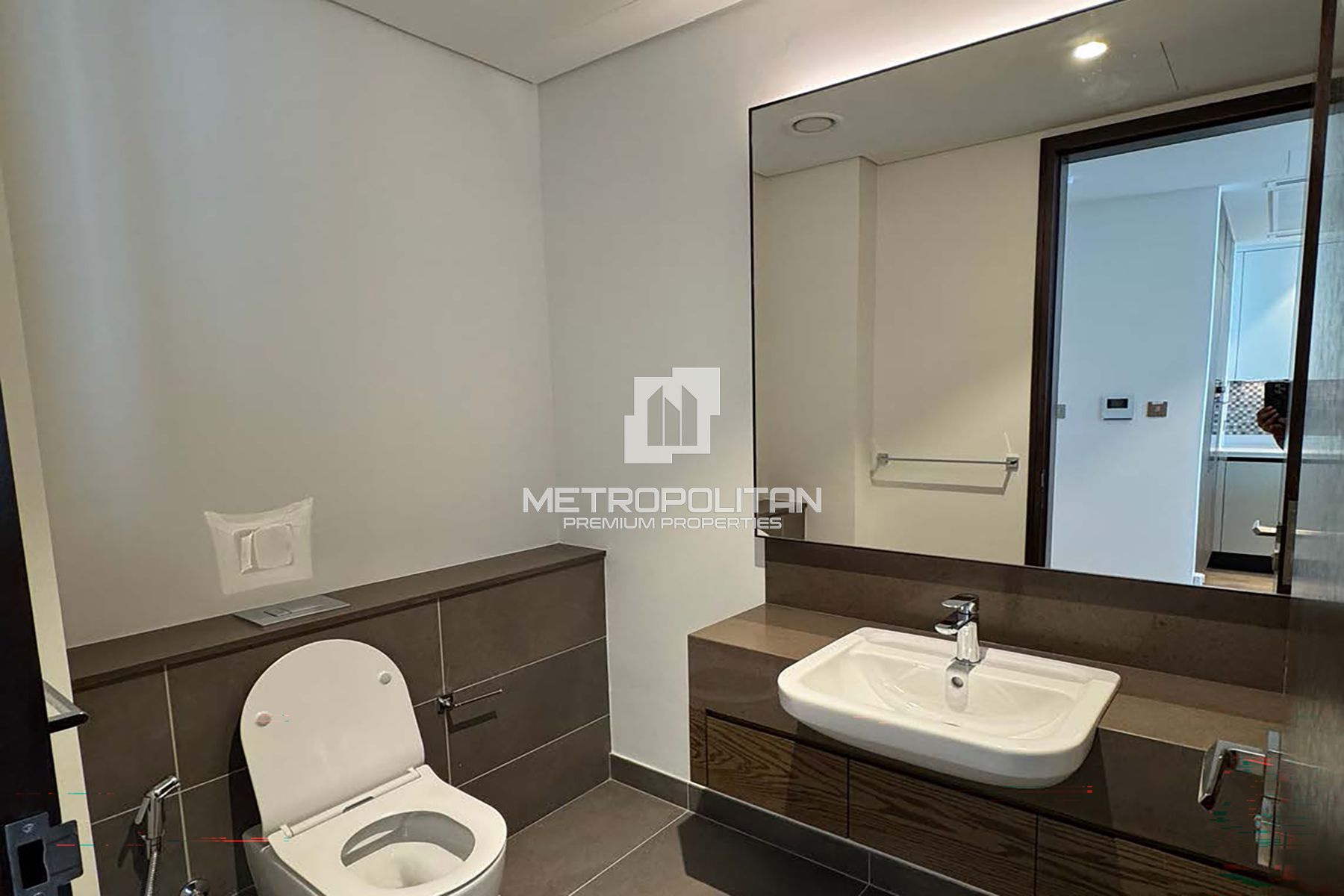 High Floor | Community View | Un-Furnished