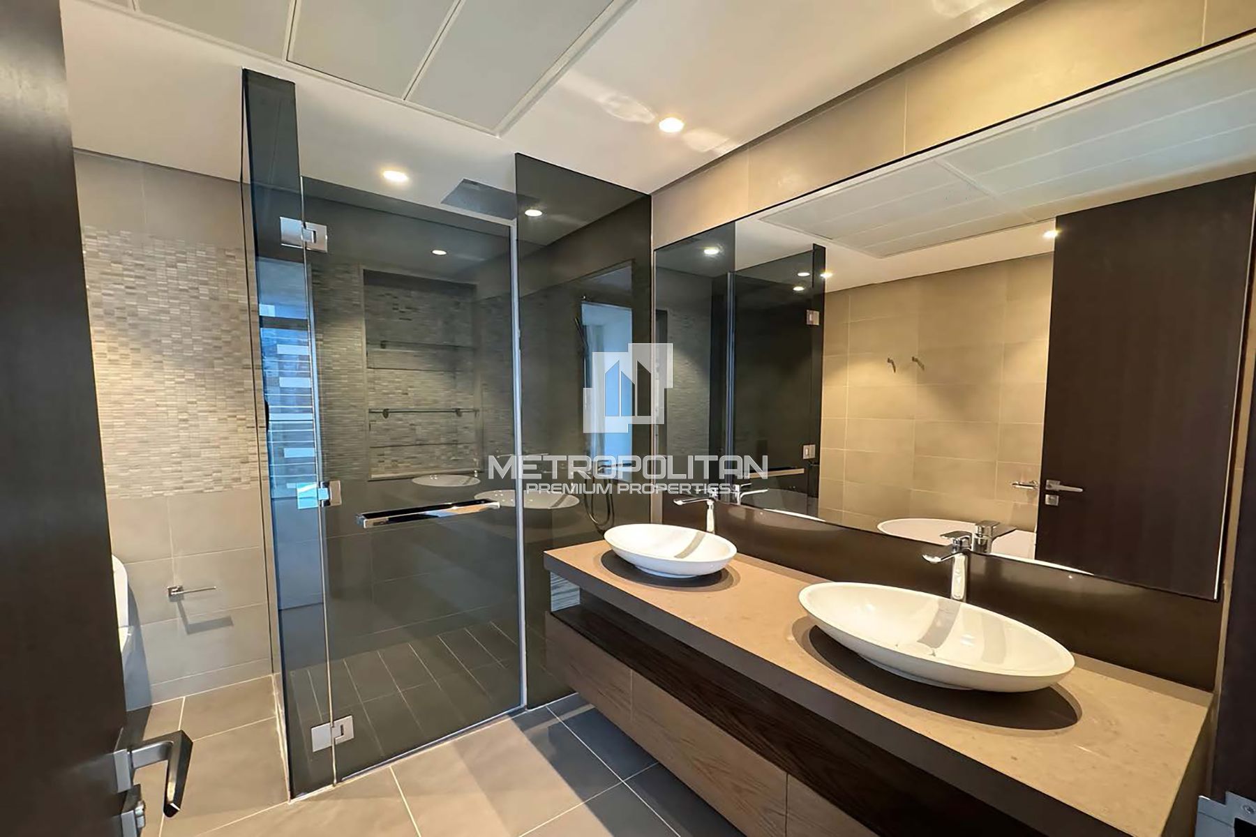 High Floor | Community View | Un-Furnished