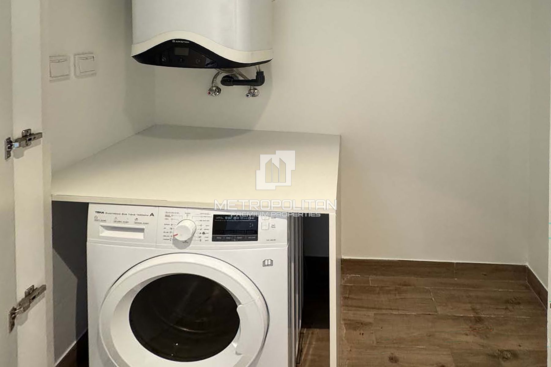 High Floor | Community View | Un-Furnished