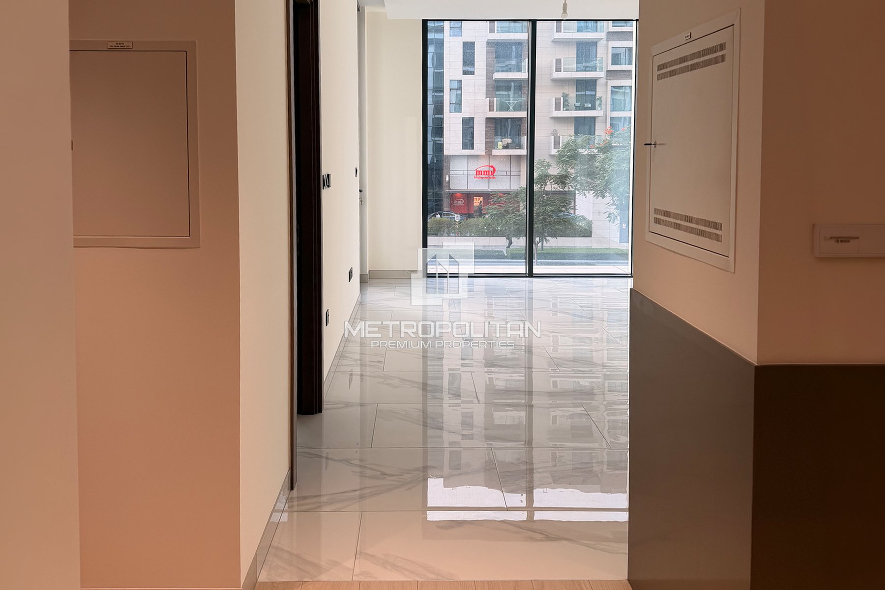 Unfurnished Unit| Community Views | Prime Location
