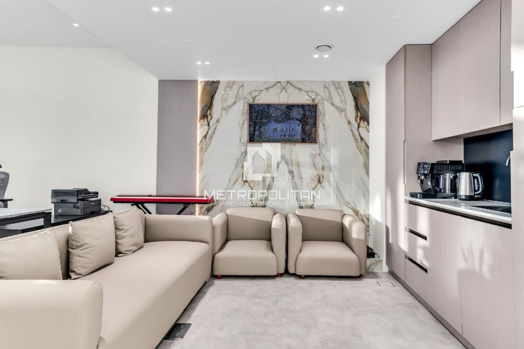 Elegant Premium Office | Premium and Vacant