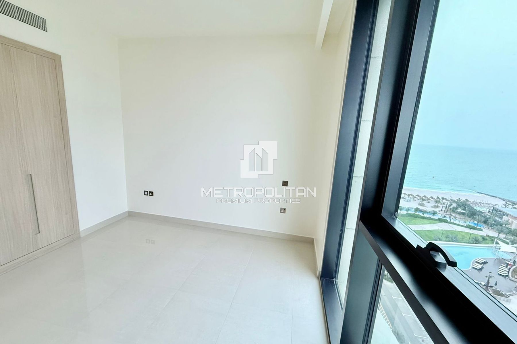 1BR in Central 2 | Full Sea View | Best Price