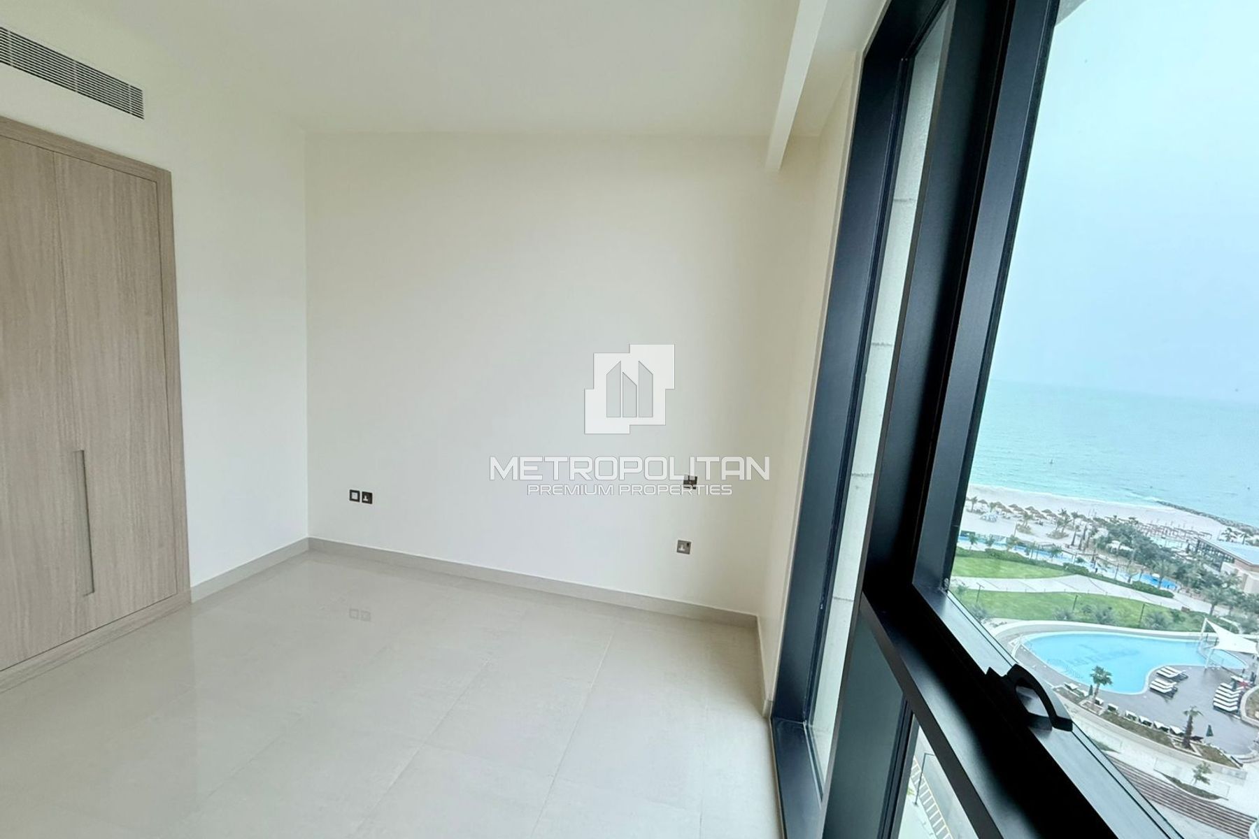 1BR in Central 2 | Full Sea View | Best Price
