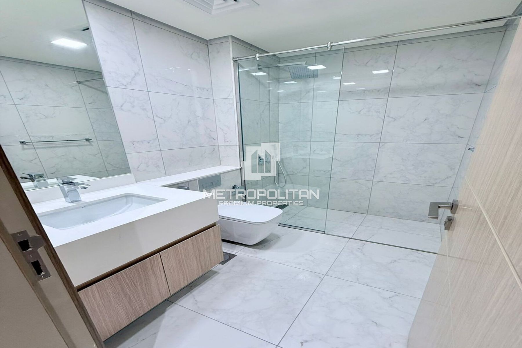 1BR in Central 2 | Full Sea View | Best Price