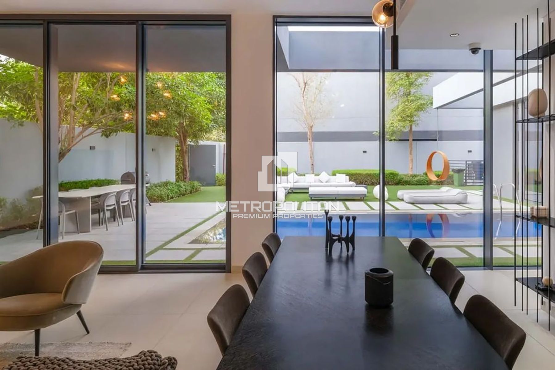 Corner 4BR + Maid + Family Room | Big Plot | Melia