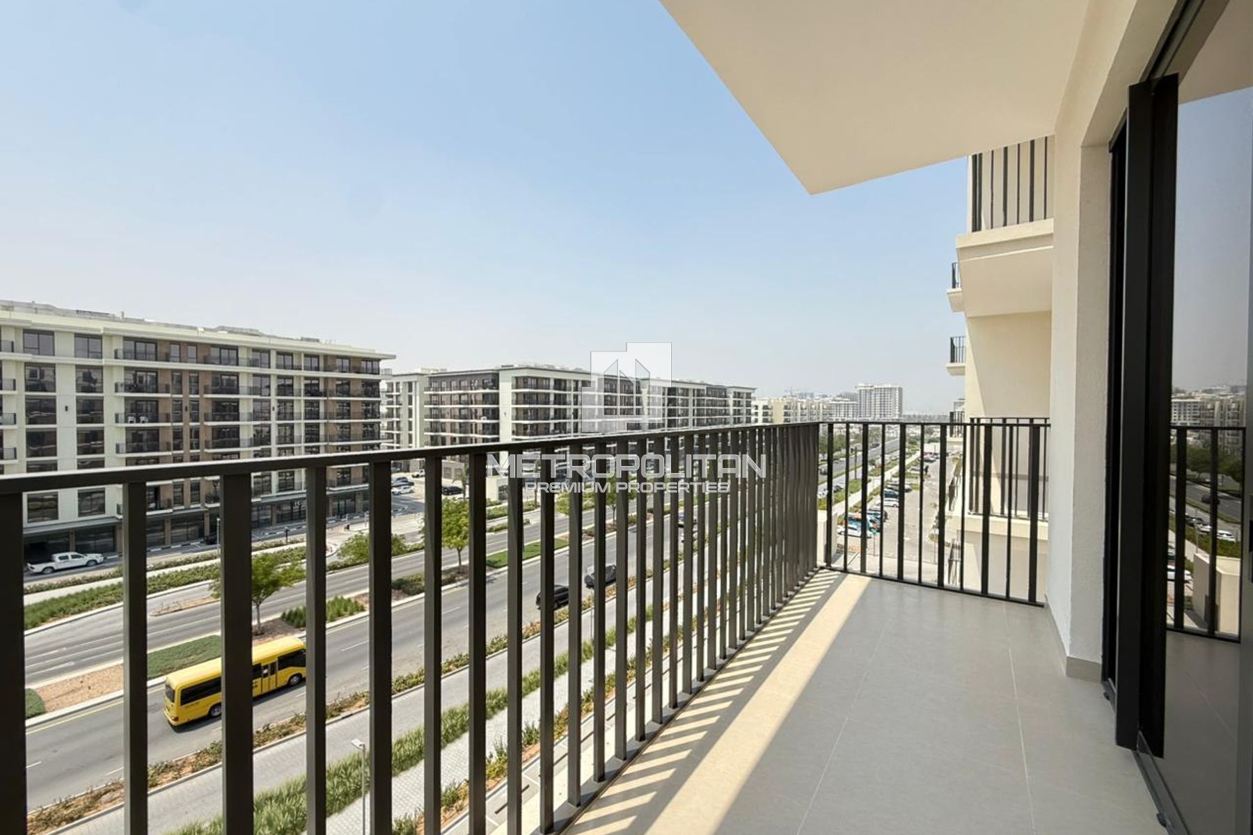 Bright  | Mid Floor | Unfurnished | VACANT