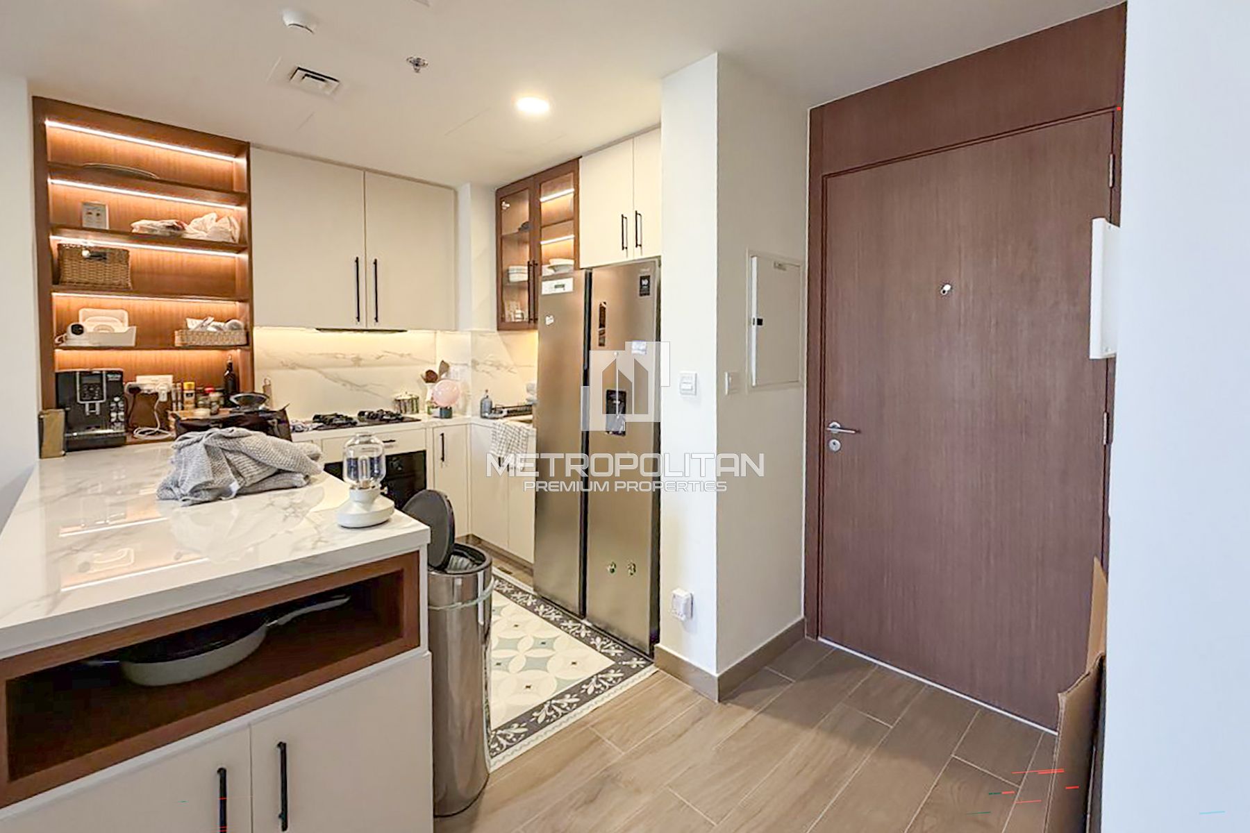 Bright  | Mid Floor | Unfurnished | VACANT