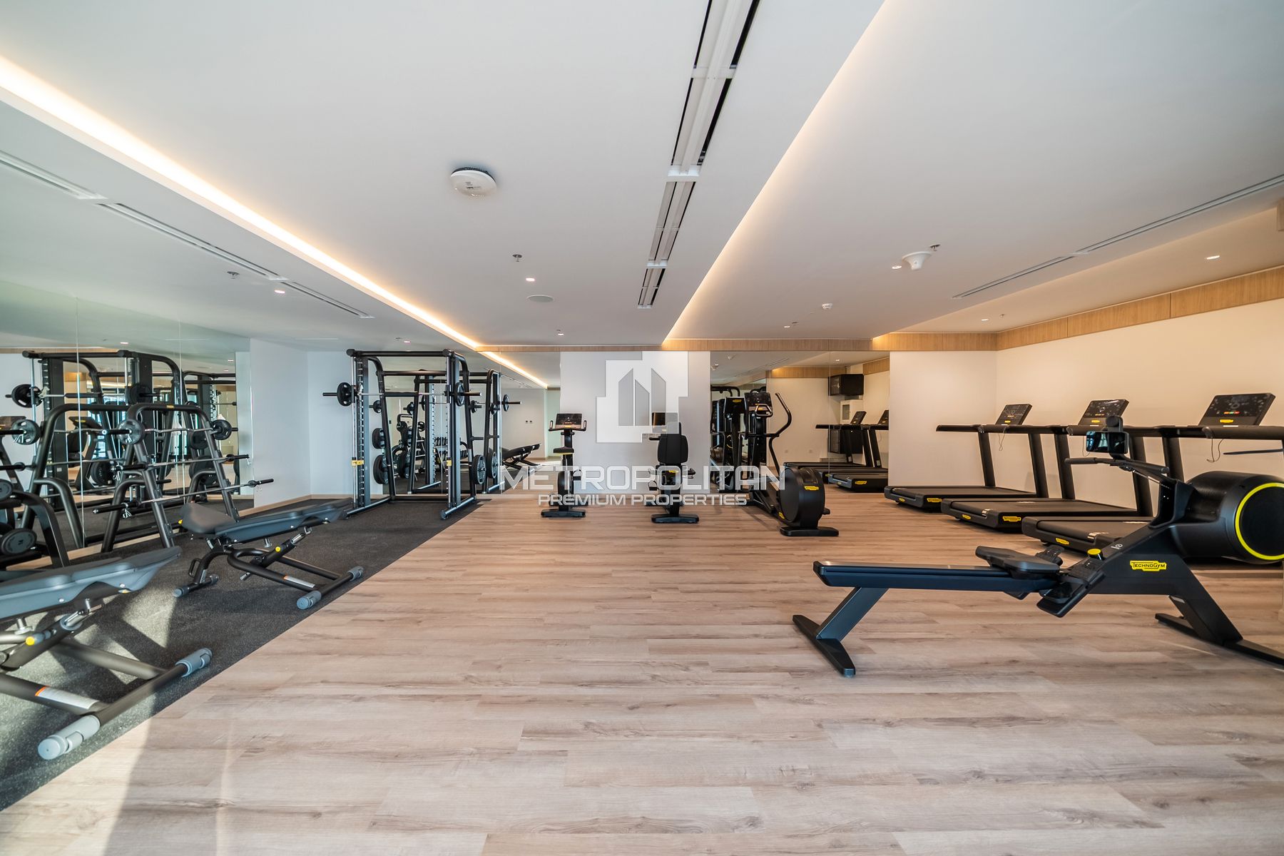 Move-in Ready |Rooftop Pool |5 min to City Walk |DIFC