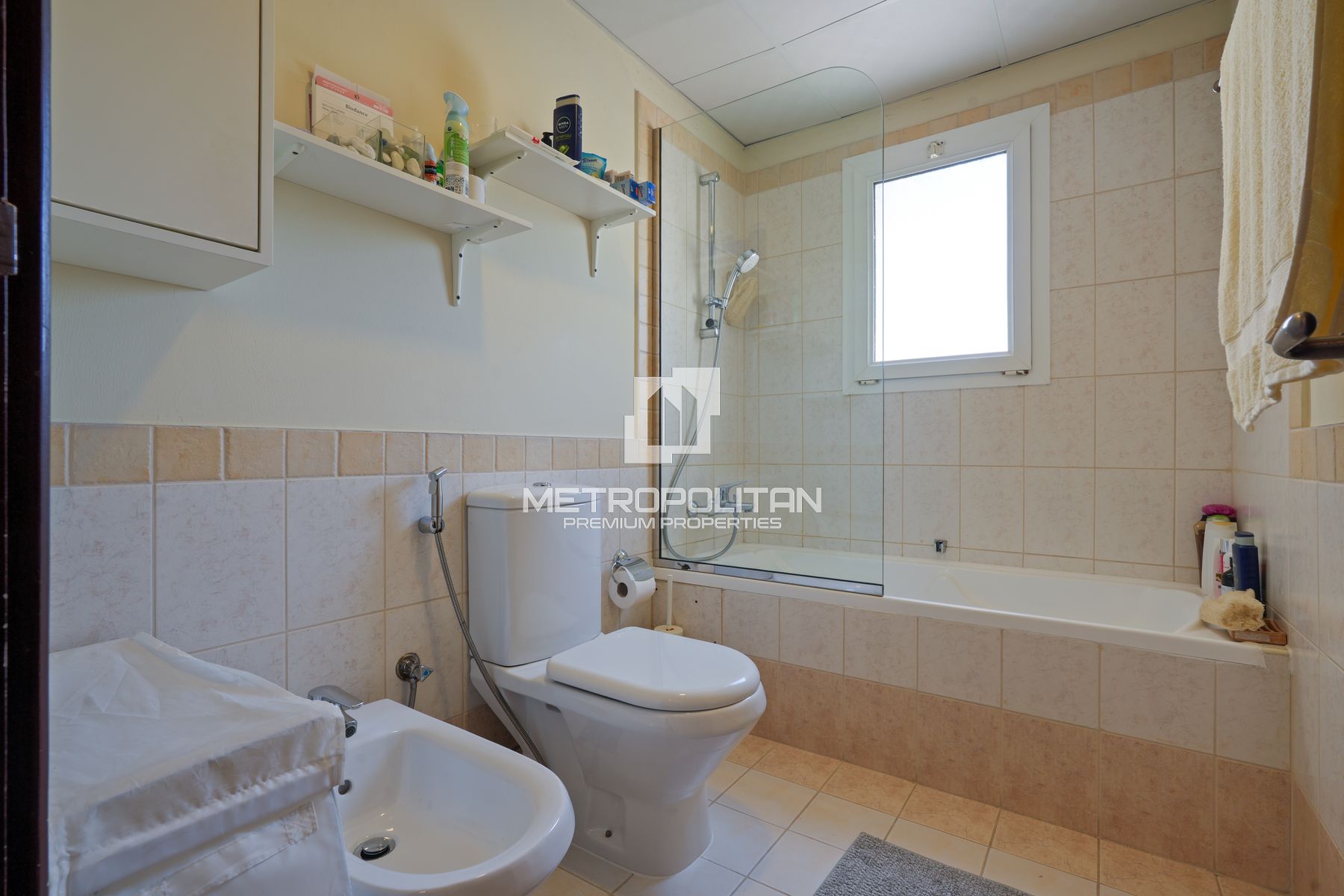 Prime Spot | Opp Park & Pool | Family Living