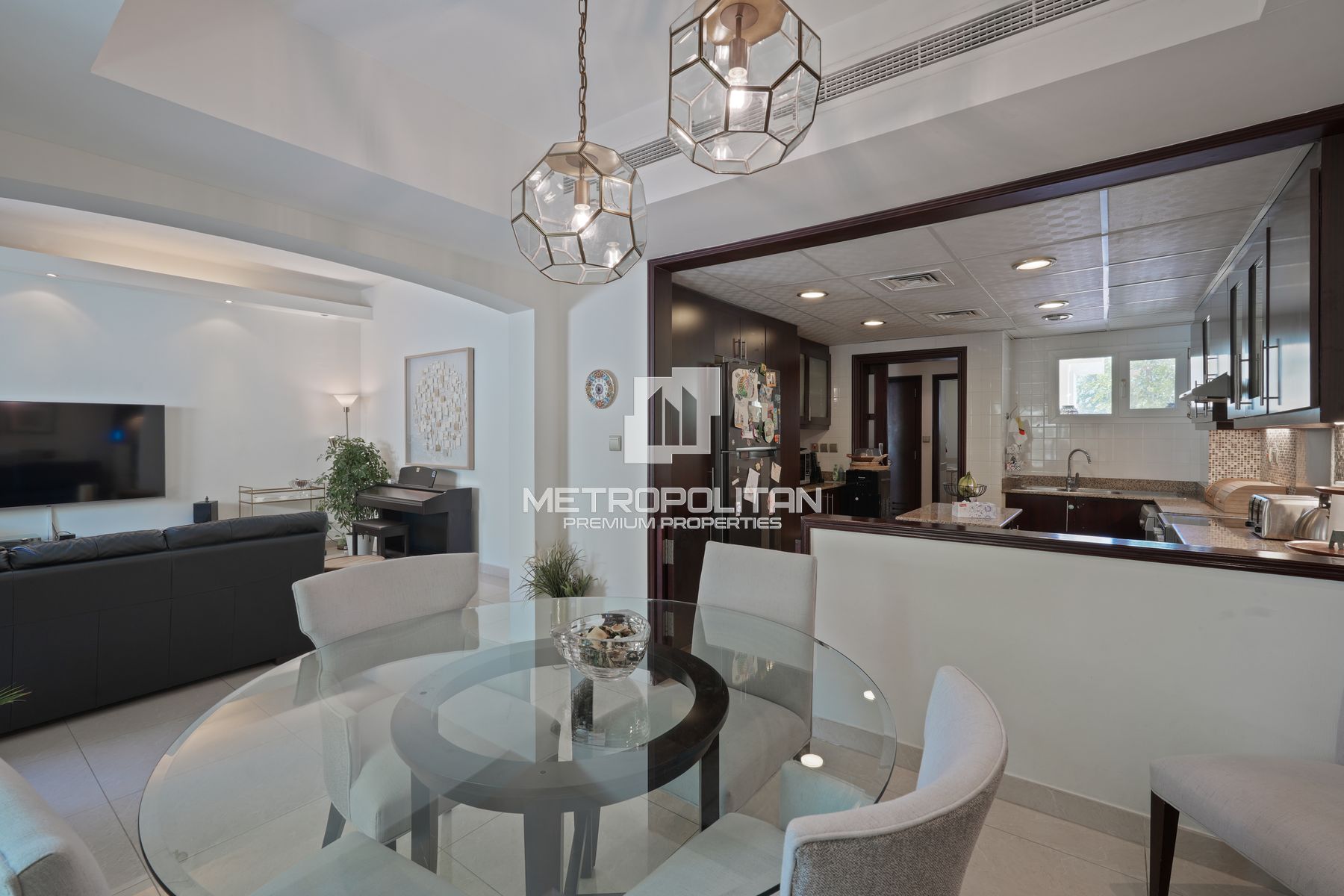 Prime Spot | Opp Park & Pool | Family Living