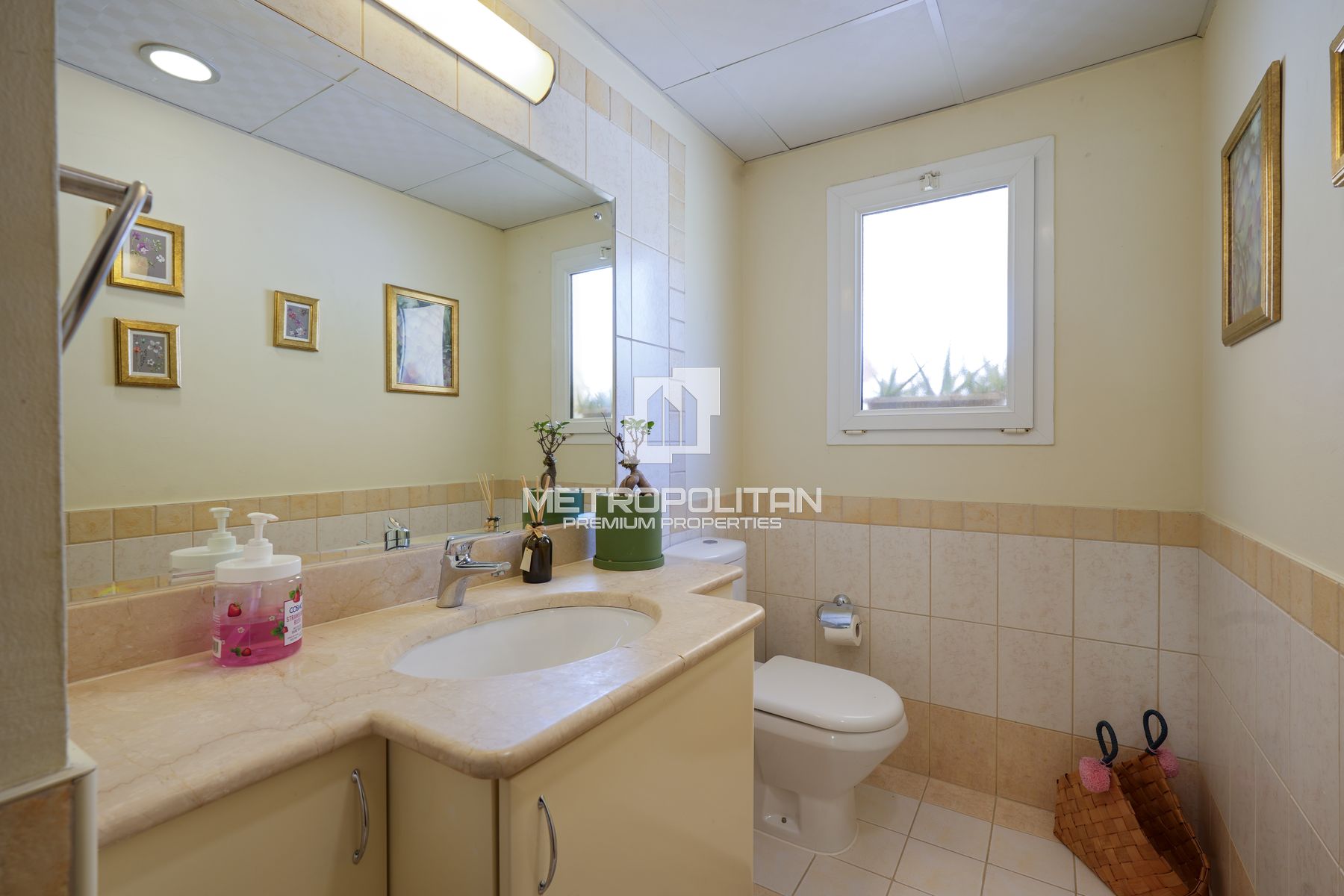 Prime Spot | Opp Park & Pool | Family Living