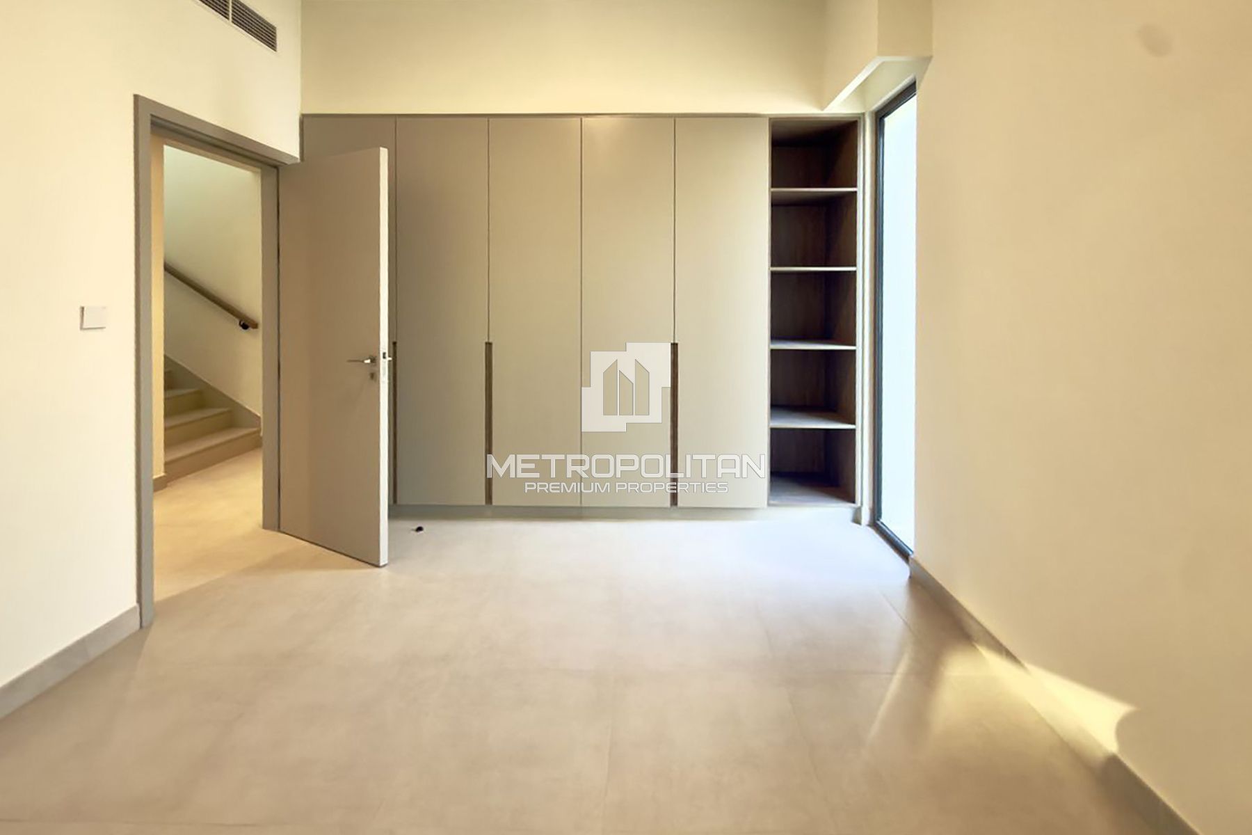 Spacious 4 BED | Corner Townhouse | Brand New