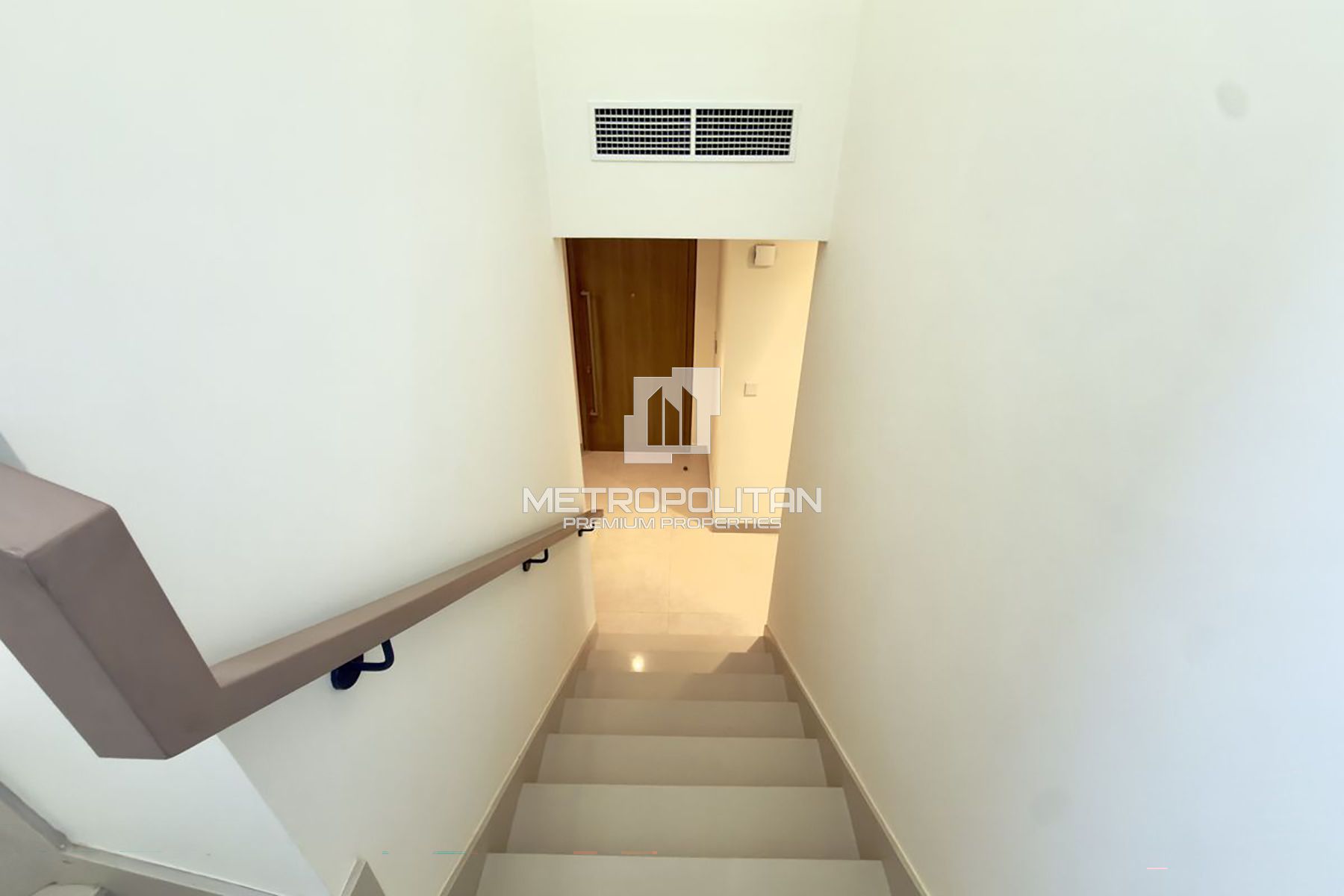 Spacious 4 BED | Corner Townhouse | Brand New