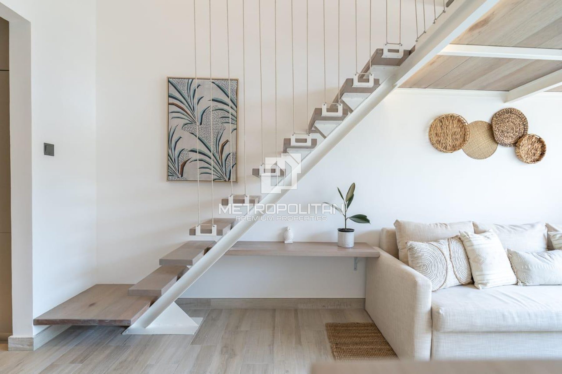 Rare Stylish Designer Loft Studio/Balcony | Vacant