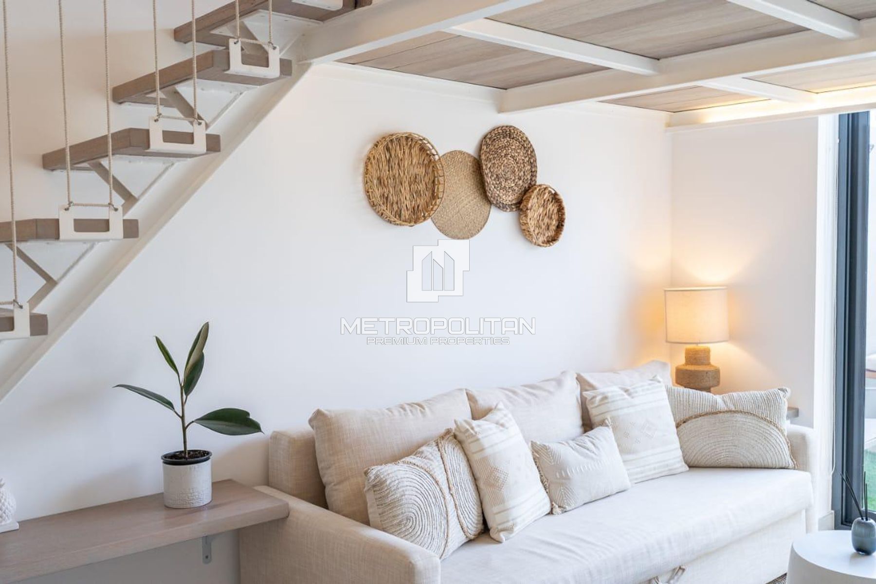 Rare Stylish Designer Loft Studio/Balcony | Vacant