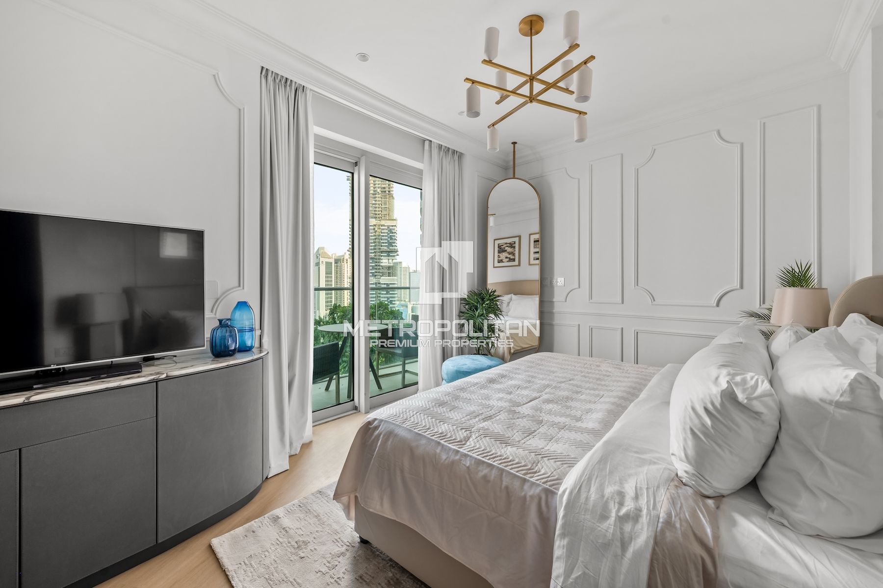 Fully Upgraded 2BR | Burj Khalifa View | Low Floor
