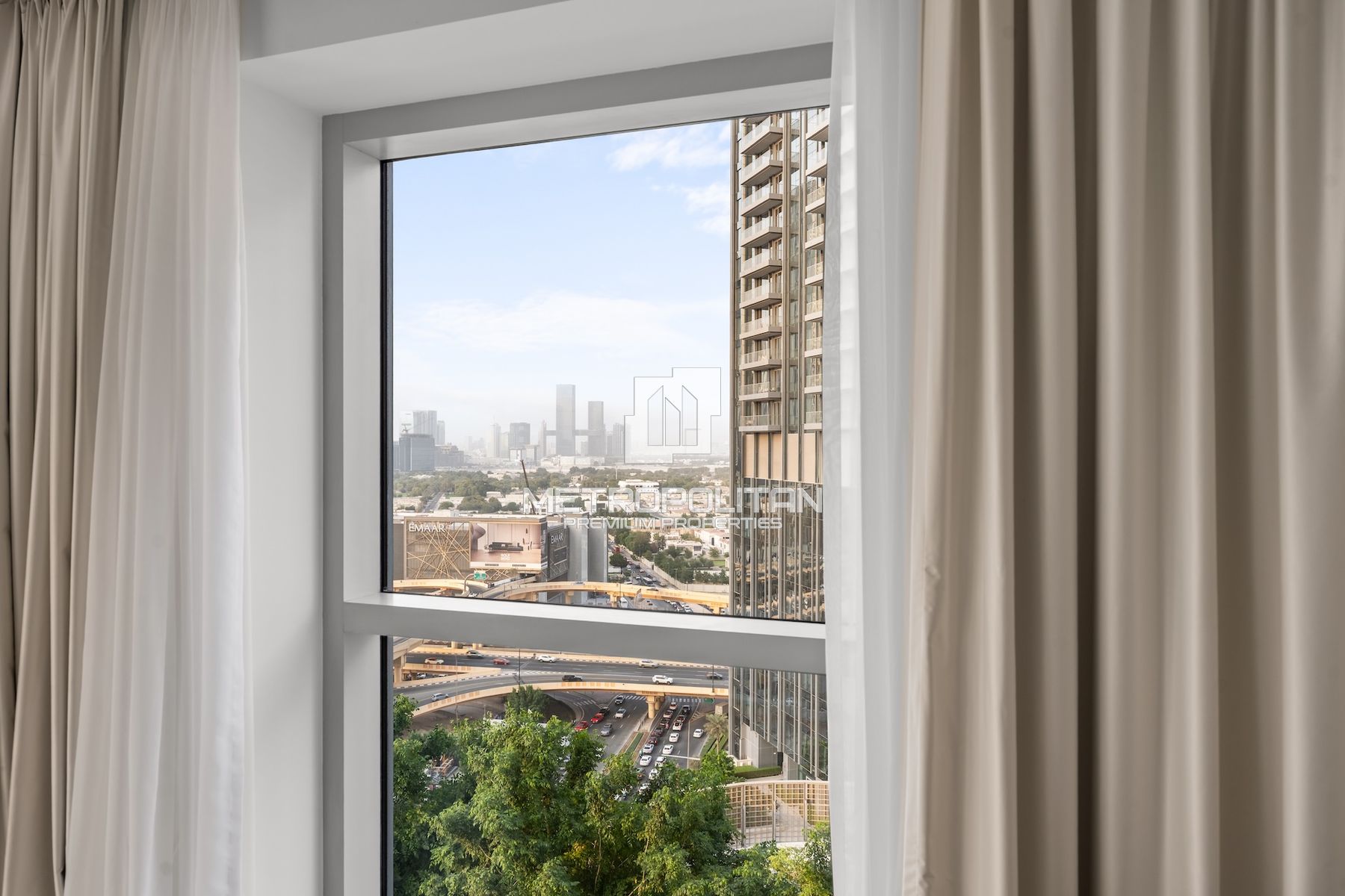 Fully Upgraded 2BR | Burj Khalifa View | Low Floor