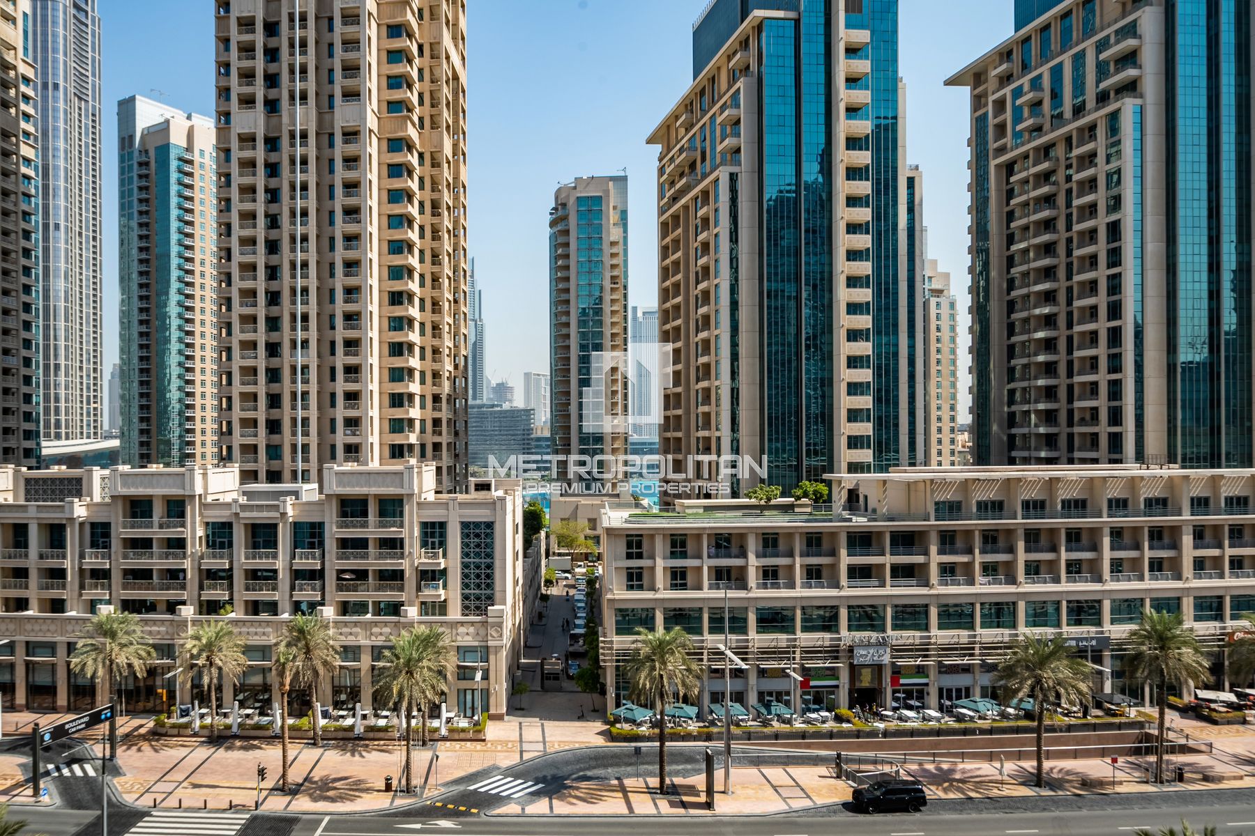 Vacant Studio | Boulevard View | Prime Downtown