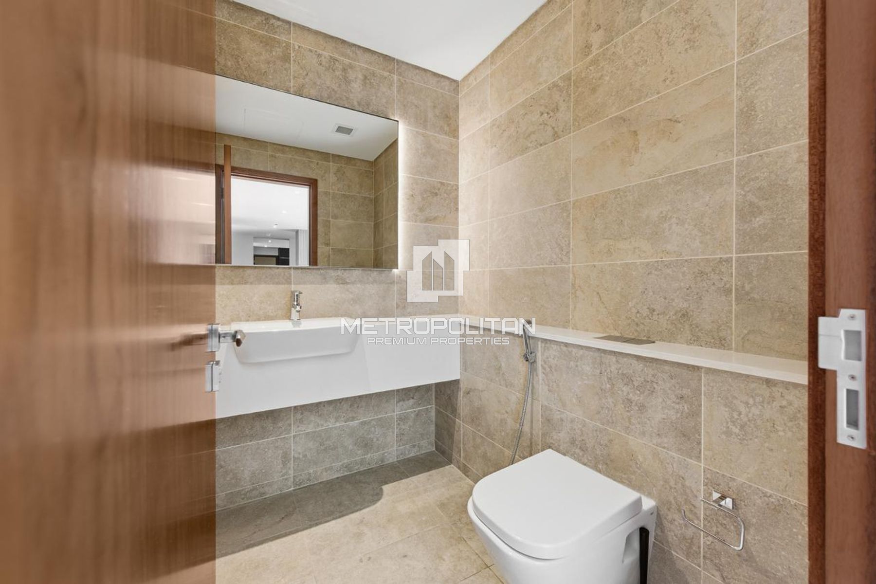 Prime Location | Panoramic View | Private Elevator