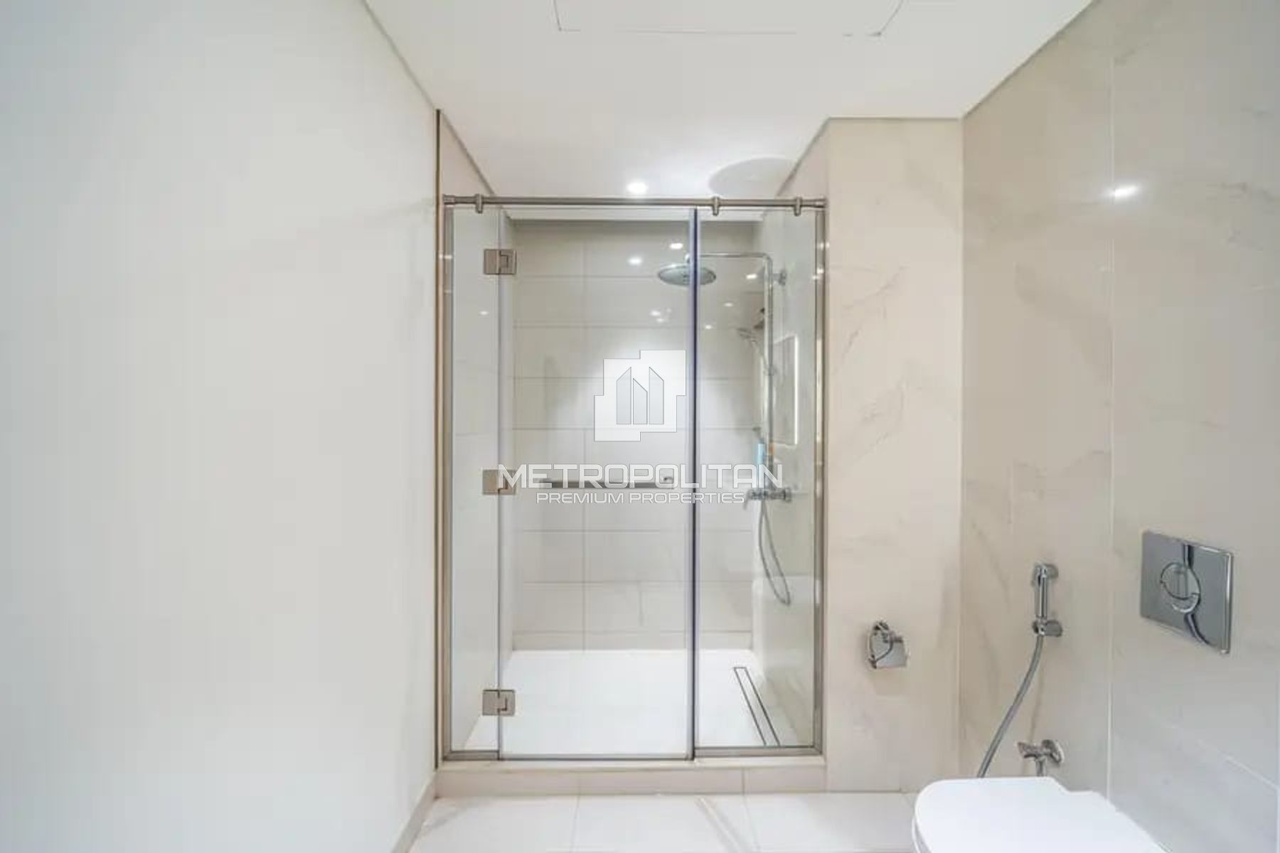 Palm View | Vacant | Fully Furnished | High Floor