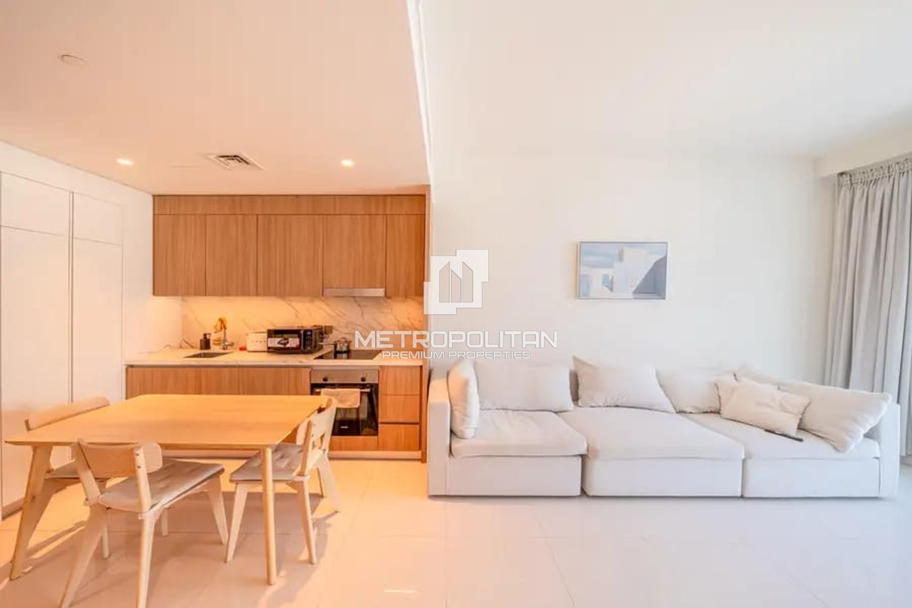 Palm View | Vacant | Fully Furnished | High Floor