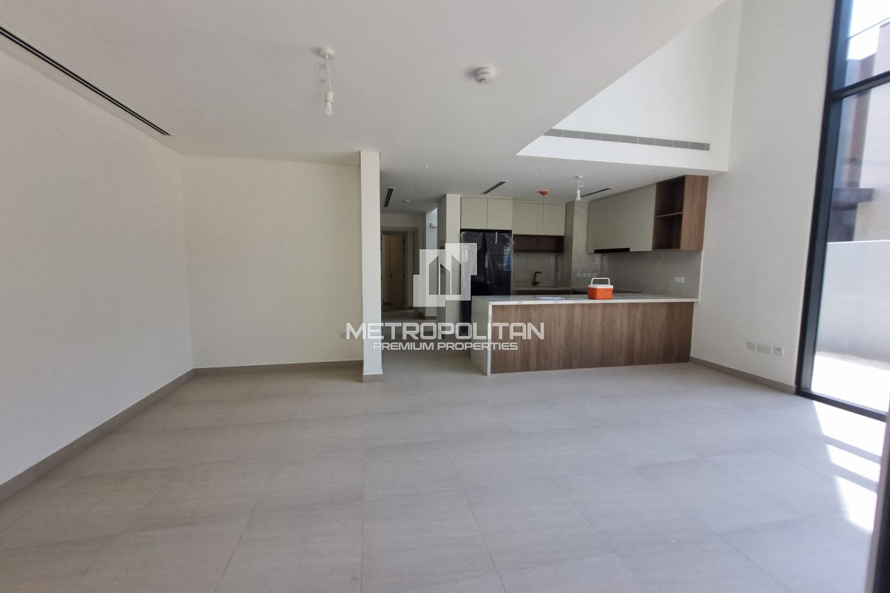Corner | Brand New | Single Row | Motivated Seller
