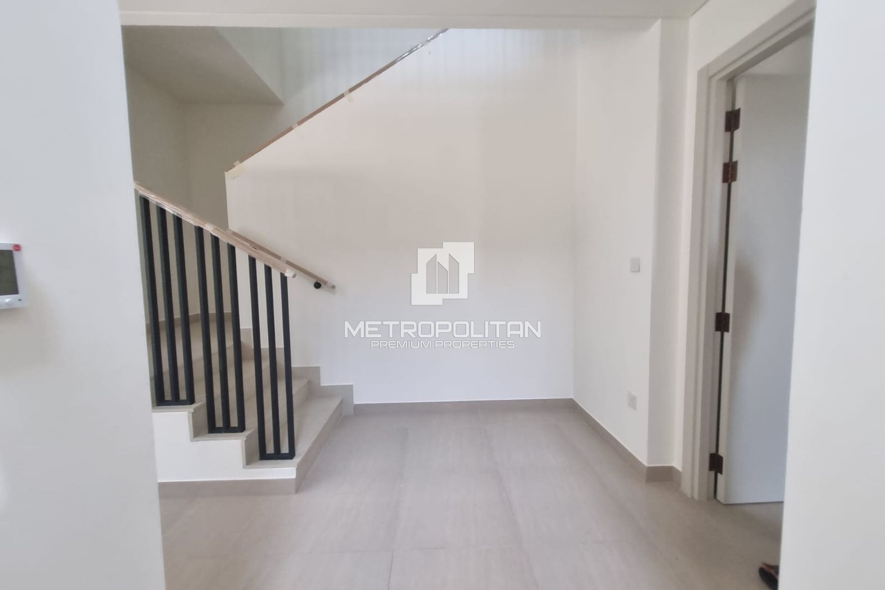 Corner | Brand New | Single Row | Motivated Seller