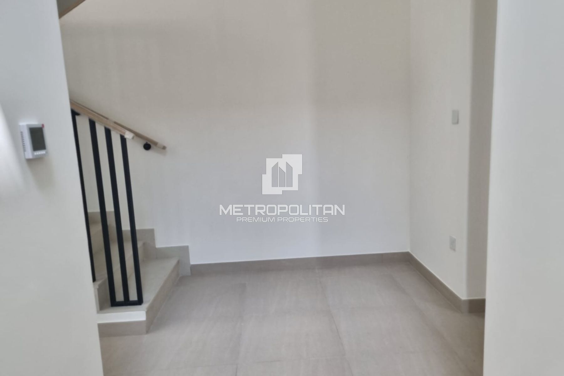Corner | Brand New | Single Row | Motivated Seller