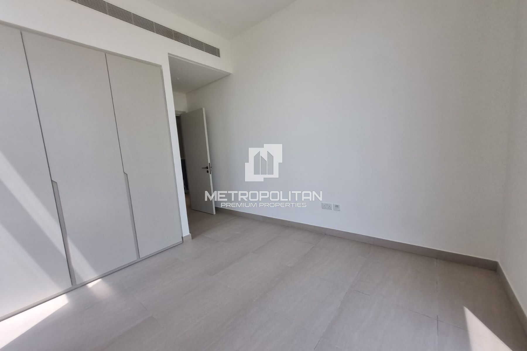 Corner | Brand New | Single Row | Motivated Seller