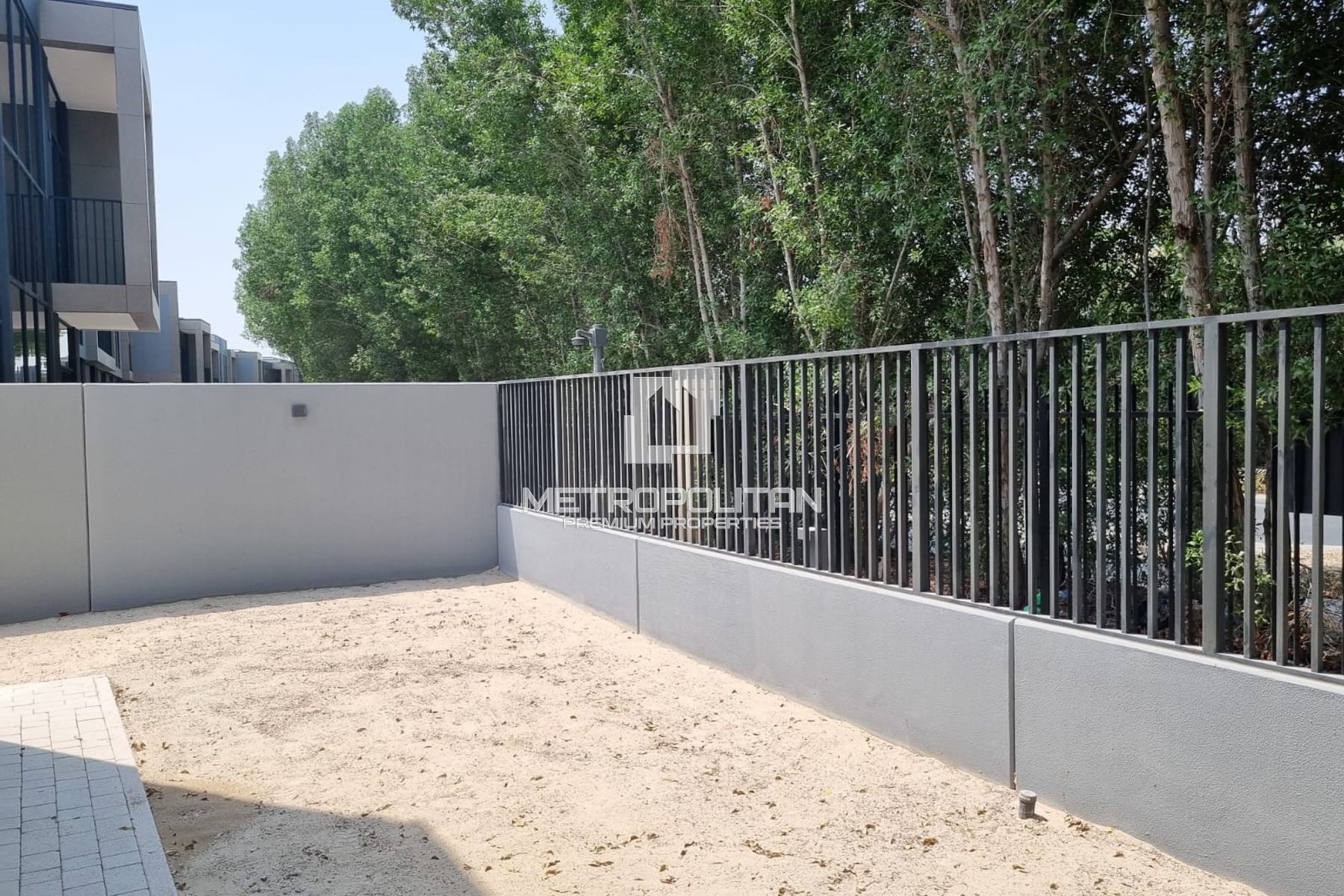 Corner | Brand New | Single Row | Motivated Seller