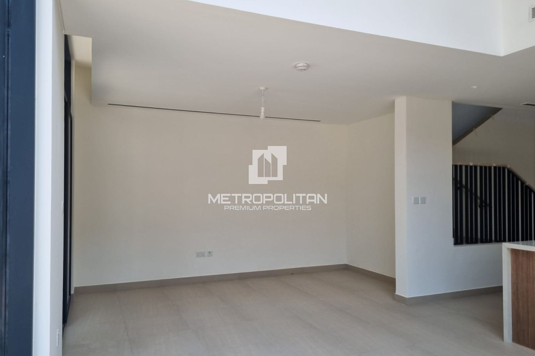 Corner | Brand New | Single Row | Motivated Seller