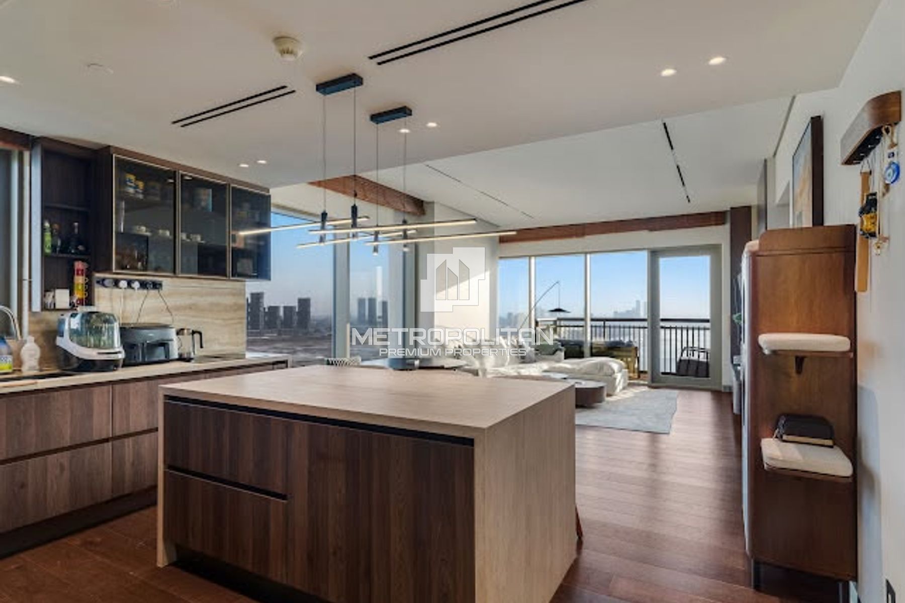Fully Upgraded and Furnished | High Floor