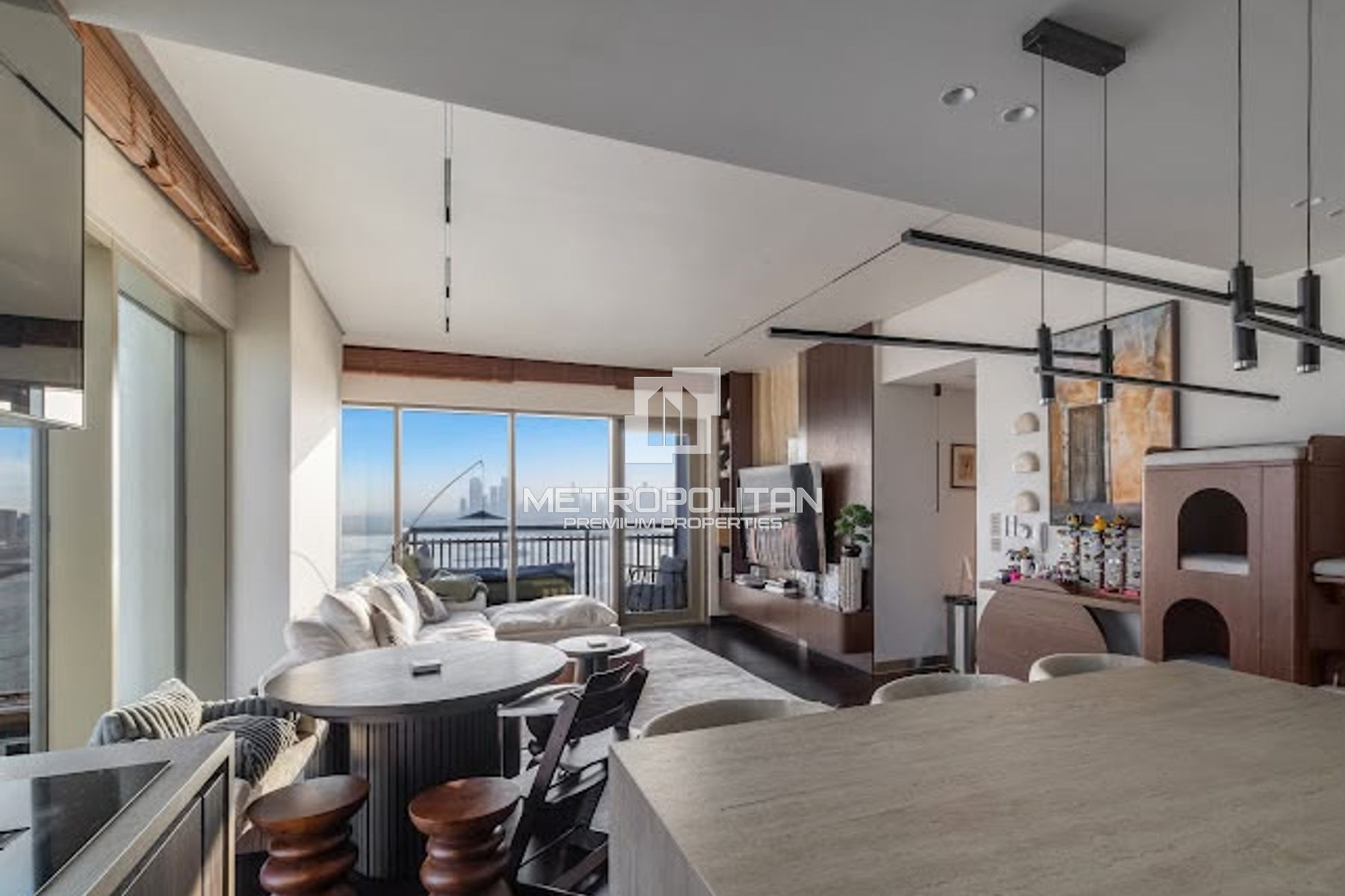 Fully Upgraded and Furnished | High Floor