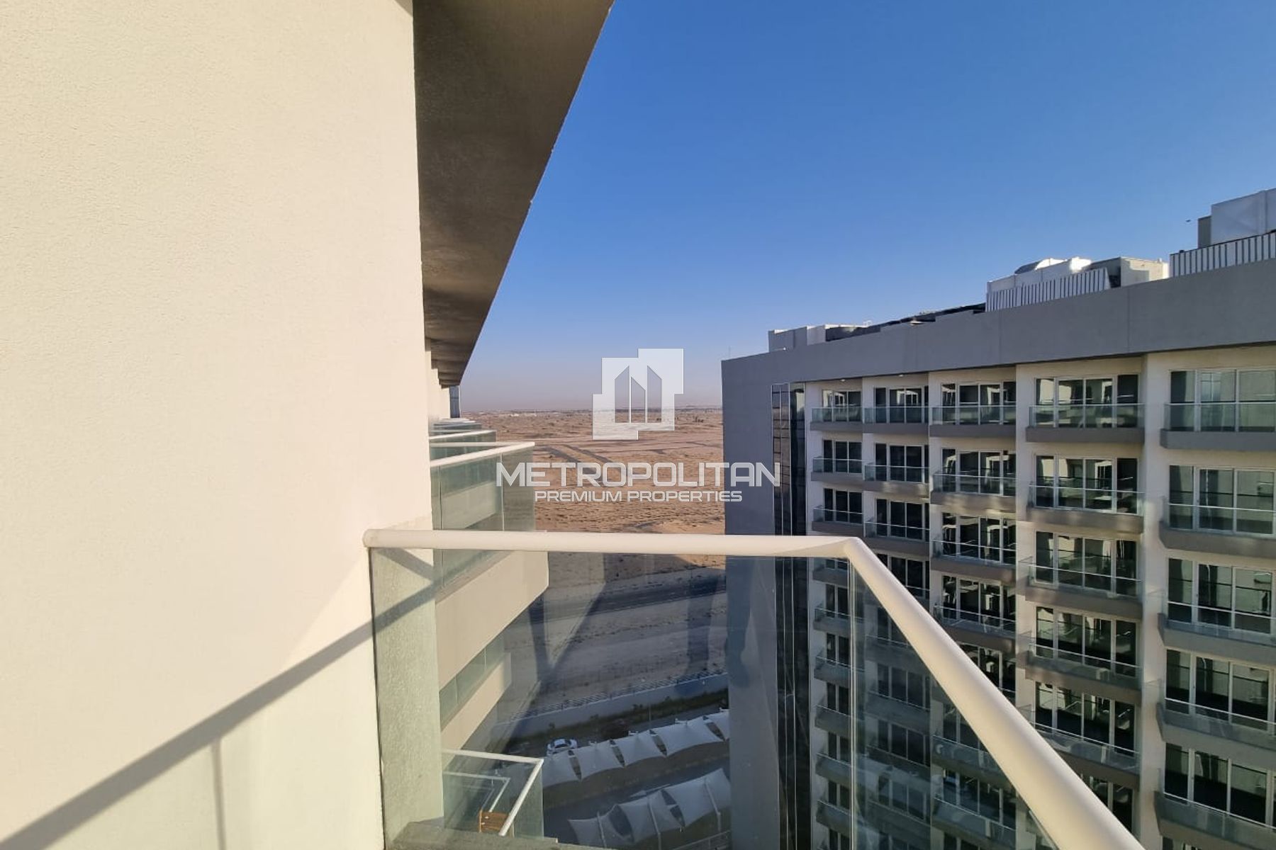 High Floor | Vacant | Large Studio | Modern Layout