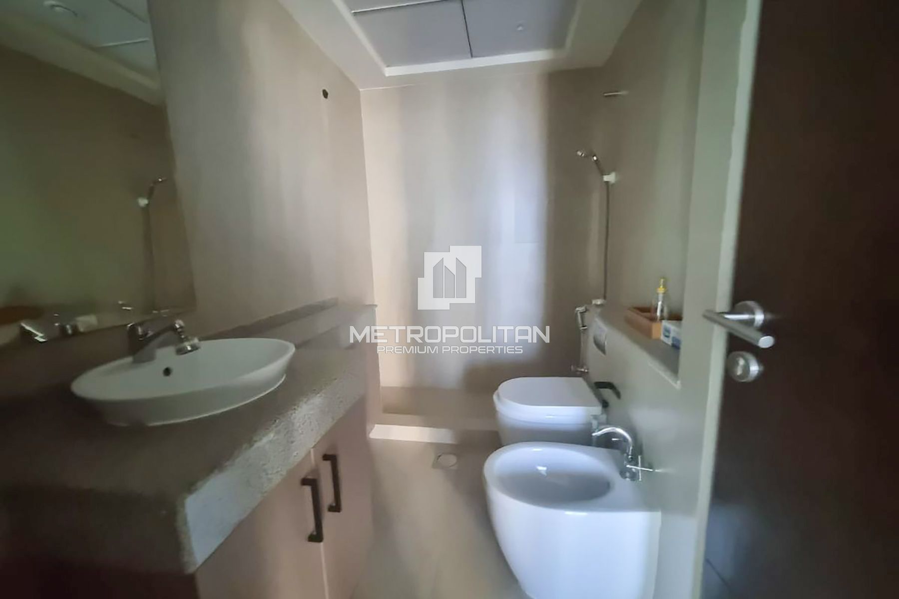 Elegant 2 Beds| Marina Living | Prime Address