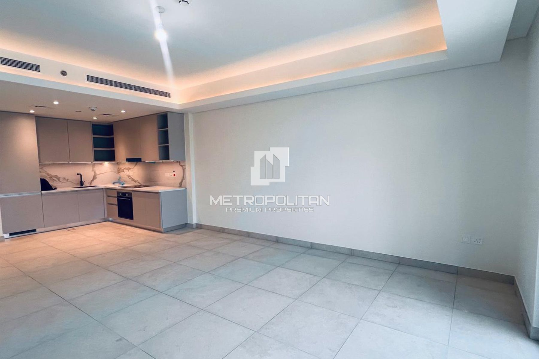 Brand New & Vacant | High Floor | Pool & Park View