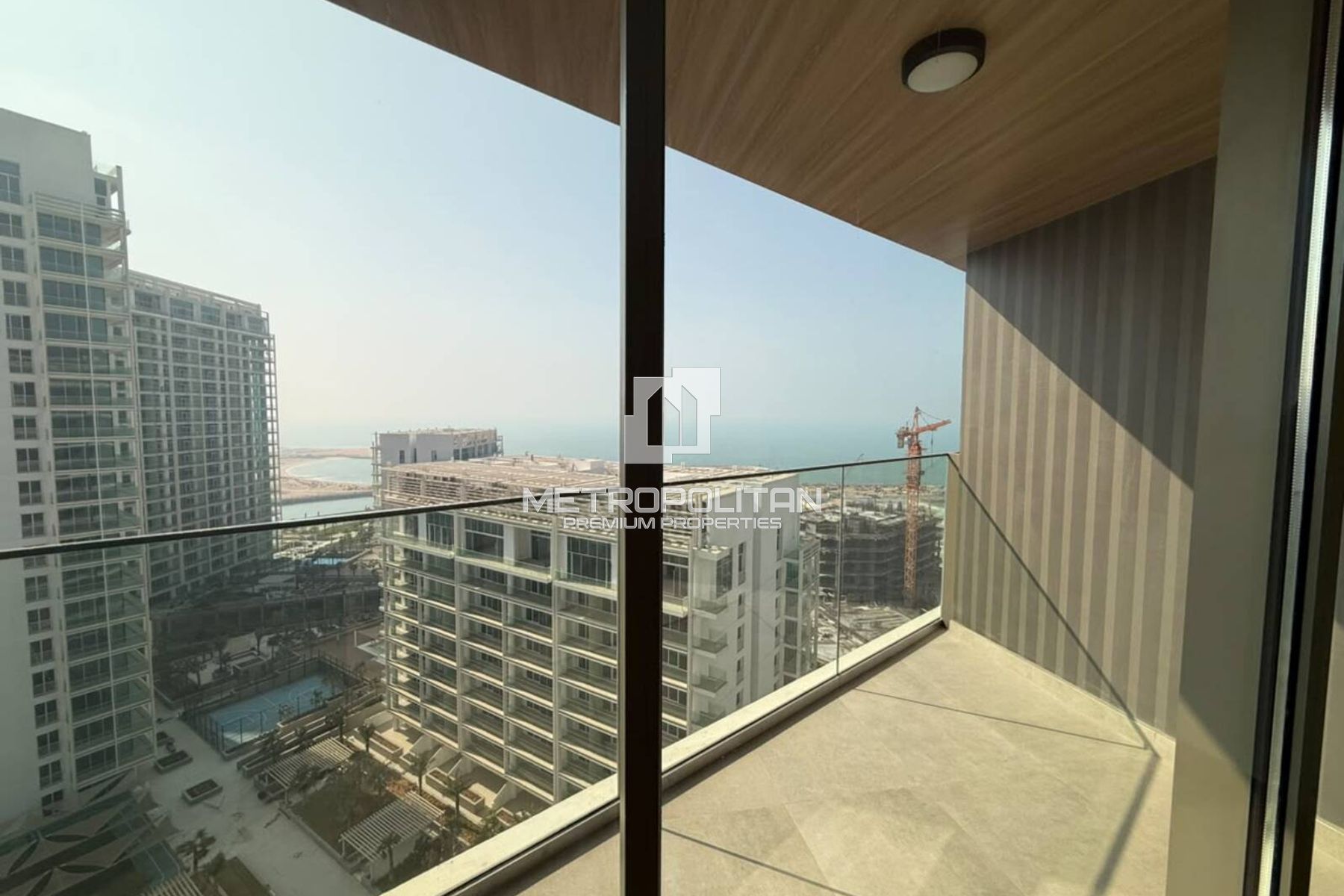 Premium 1BR | 13th Floor | Sea View | Great Deal