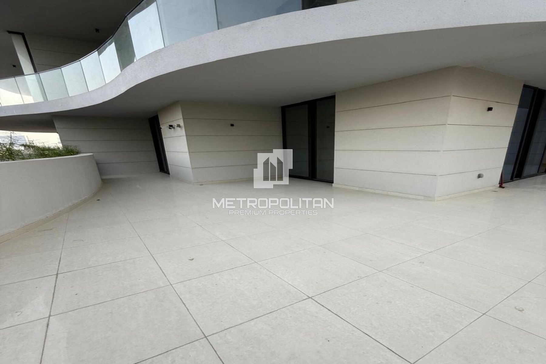 Unique Executive Suite Massive 1.000 Soft Terrace