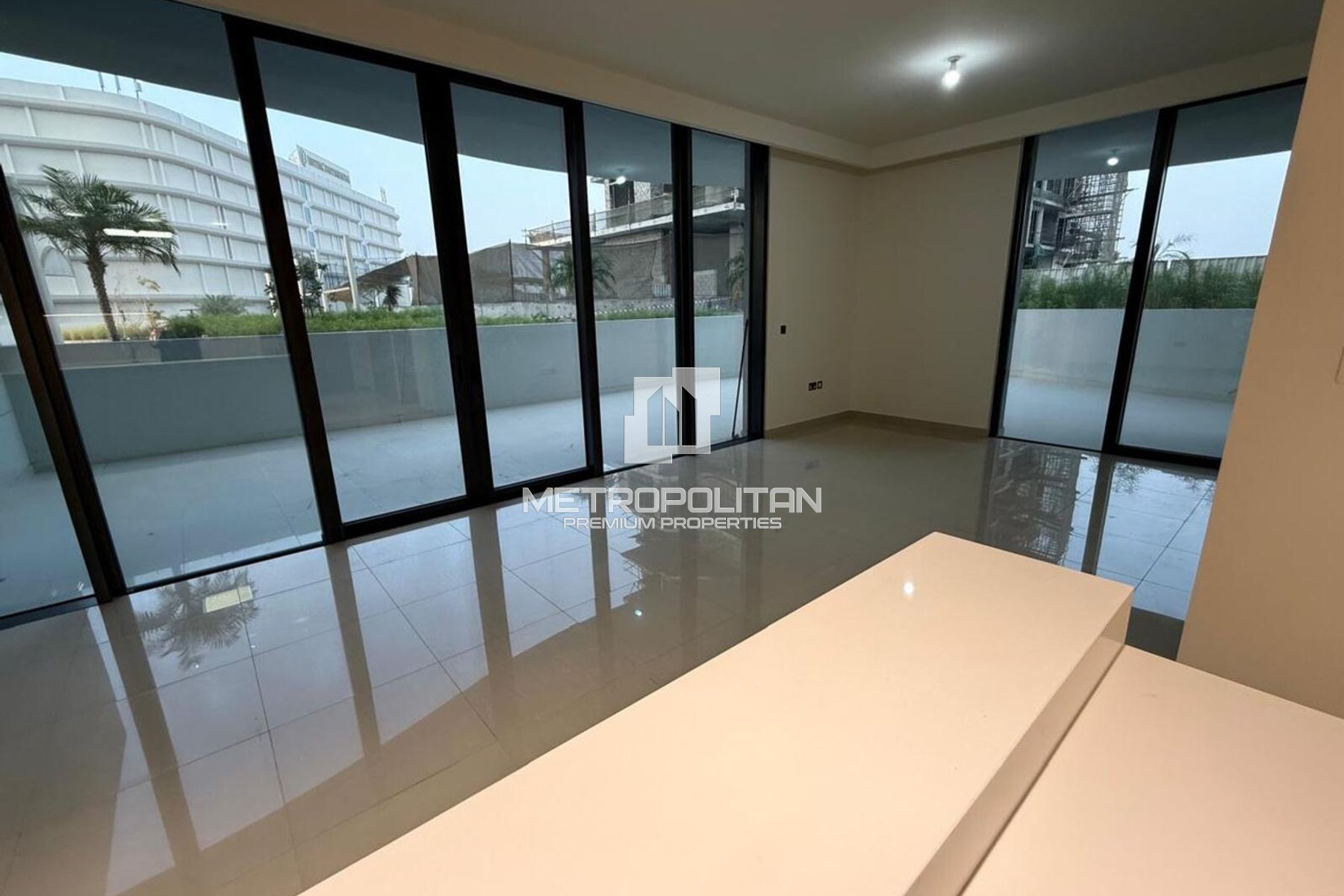 Unique Executive Suite Massive 1.000 Soft Terrace