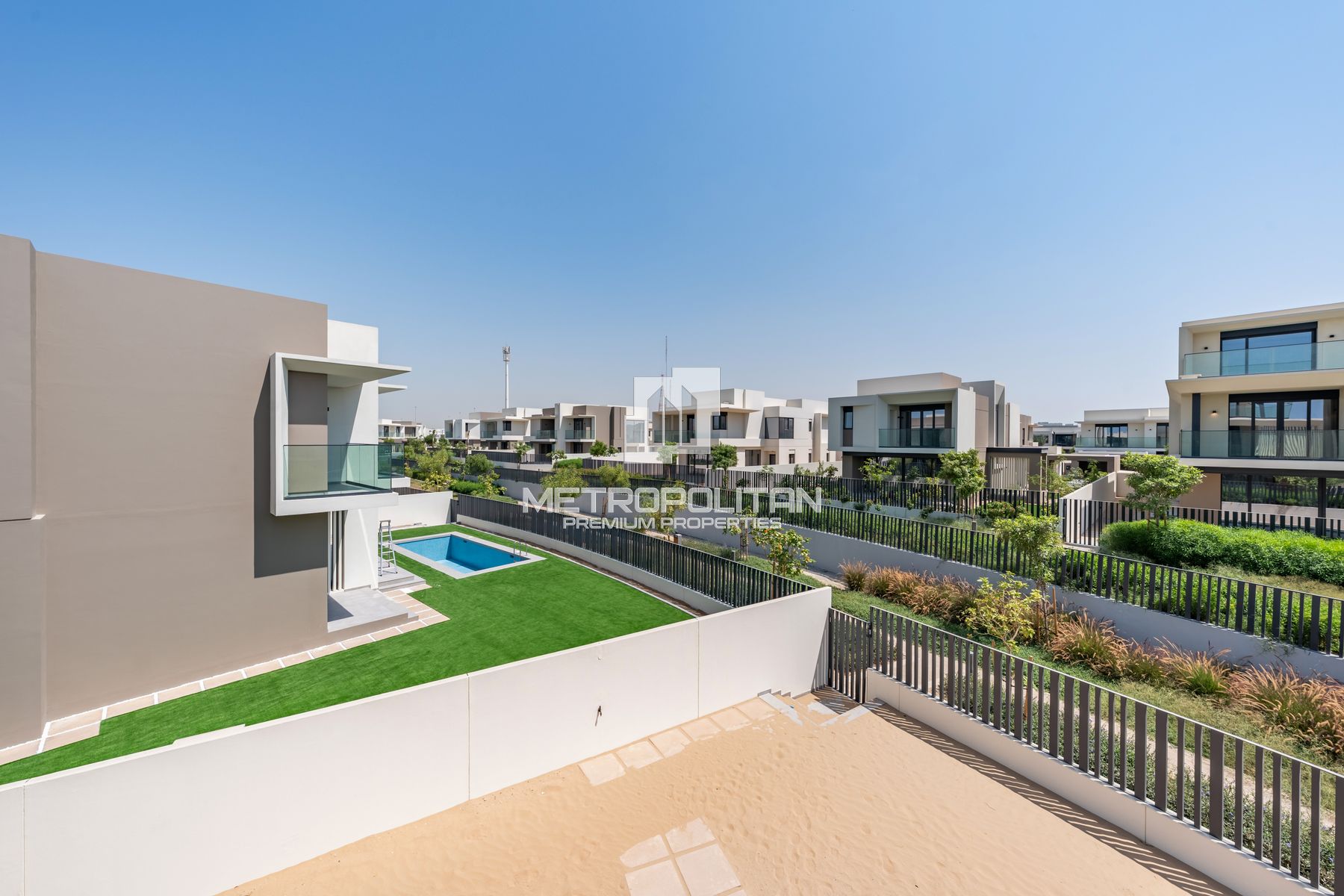 5BR Type D2 | Private Pool & Lift | Large Plot