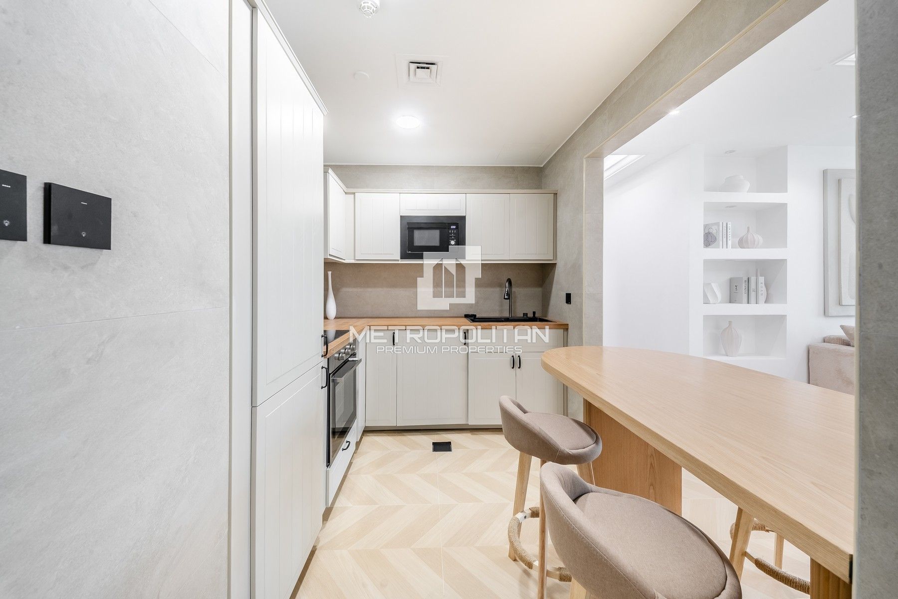Marina View | Fully Furnished and Upgraded