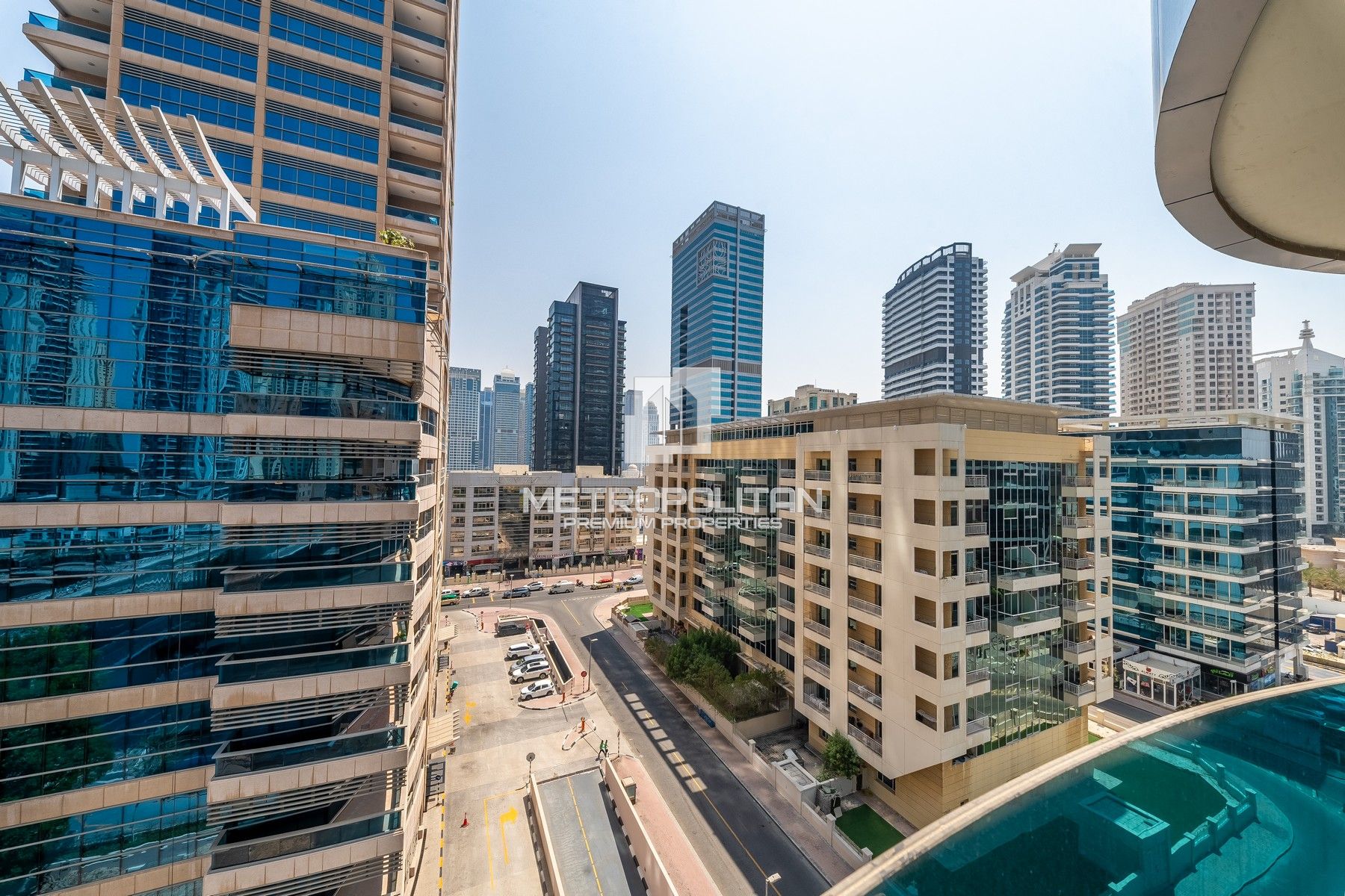 Marina View | Fully Furnished and Upgraded
