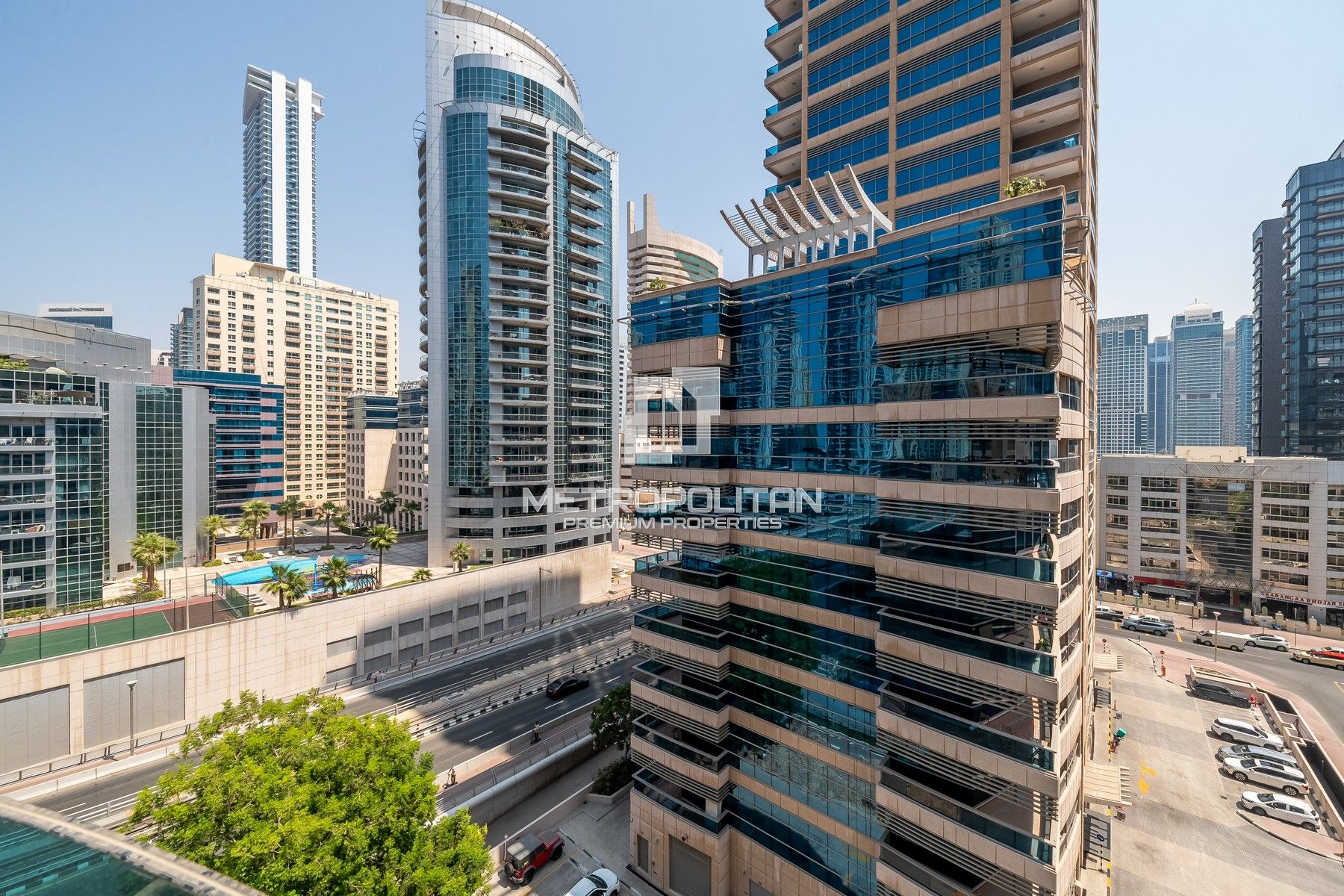 Marina View | Fully Furnished and Upgraded