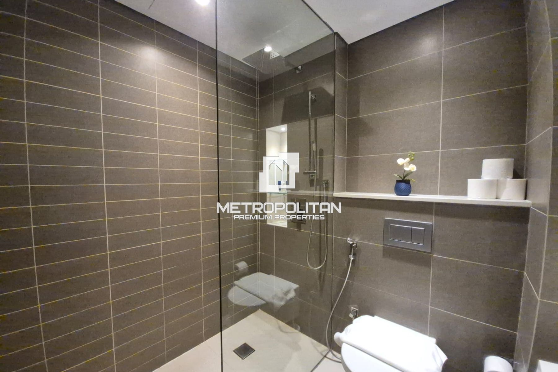 Beautifully Furnished | Spectacular View | Vacant