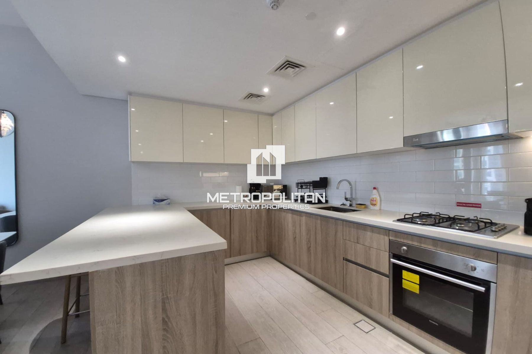 Beautifully Furnished | Spectacular View | Vacant