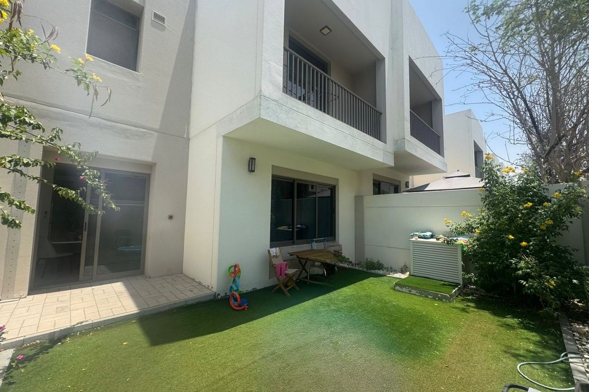 3BR Villa for Sale in Hayat Townhouses 1, Town Square - MPS-51742