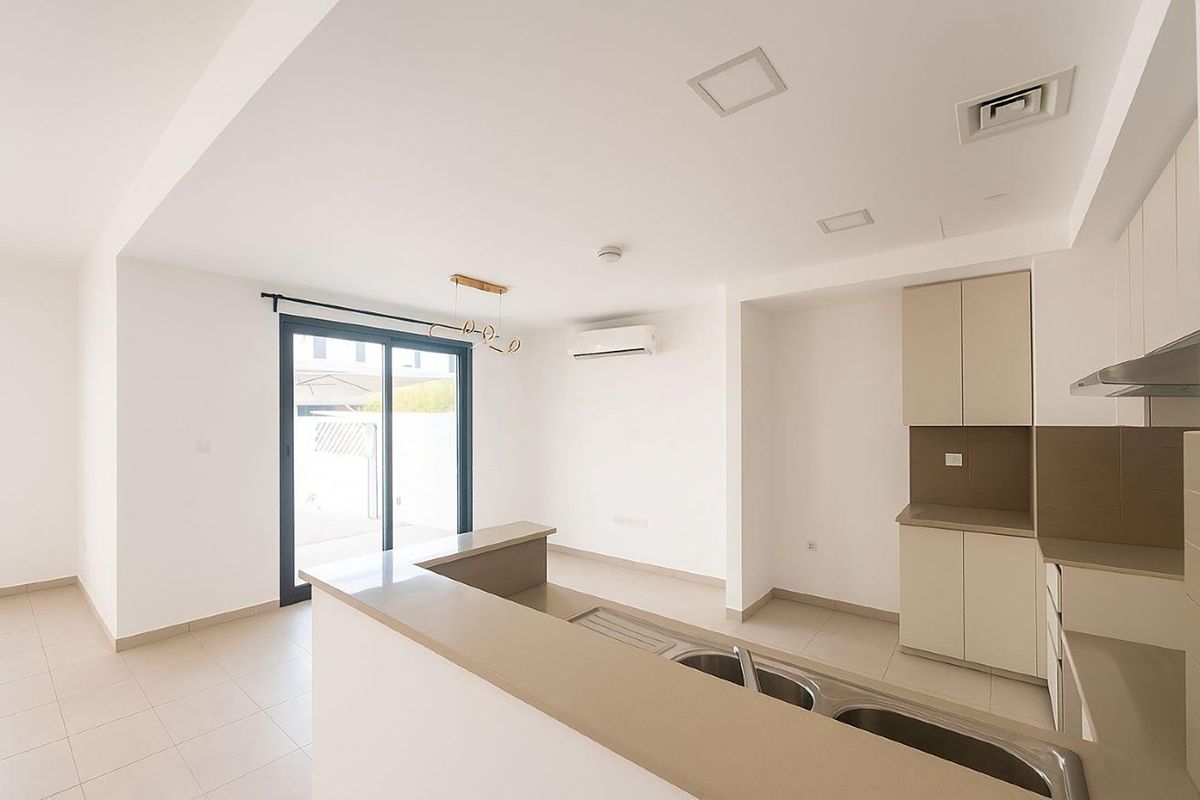 Vacant on Transfer | Close to Amenities | Hot Deal