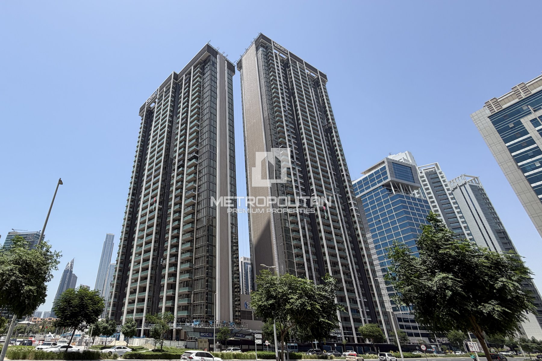1BR Apartment for Sale in The Edge Tower A, Business Bay - MPS-51772